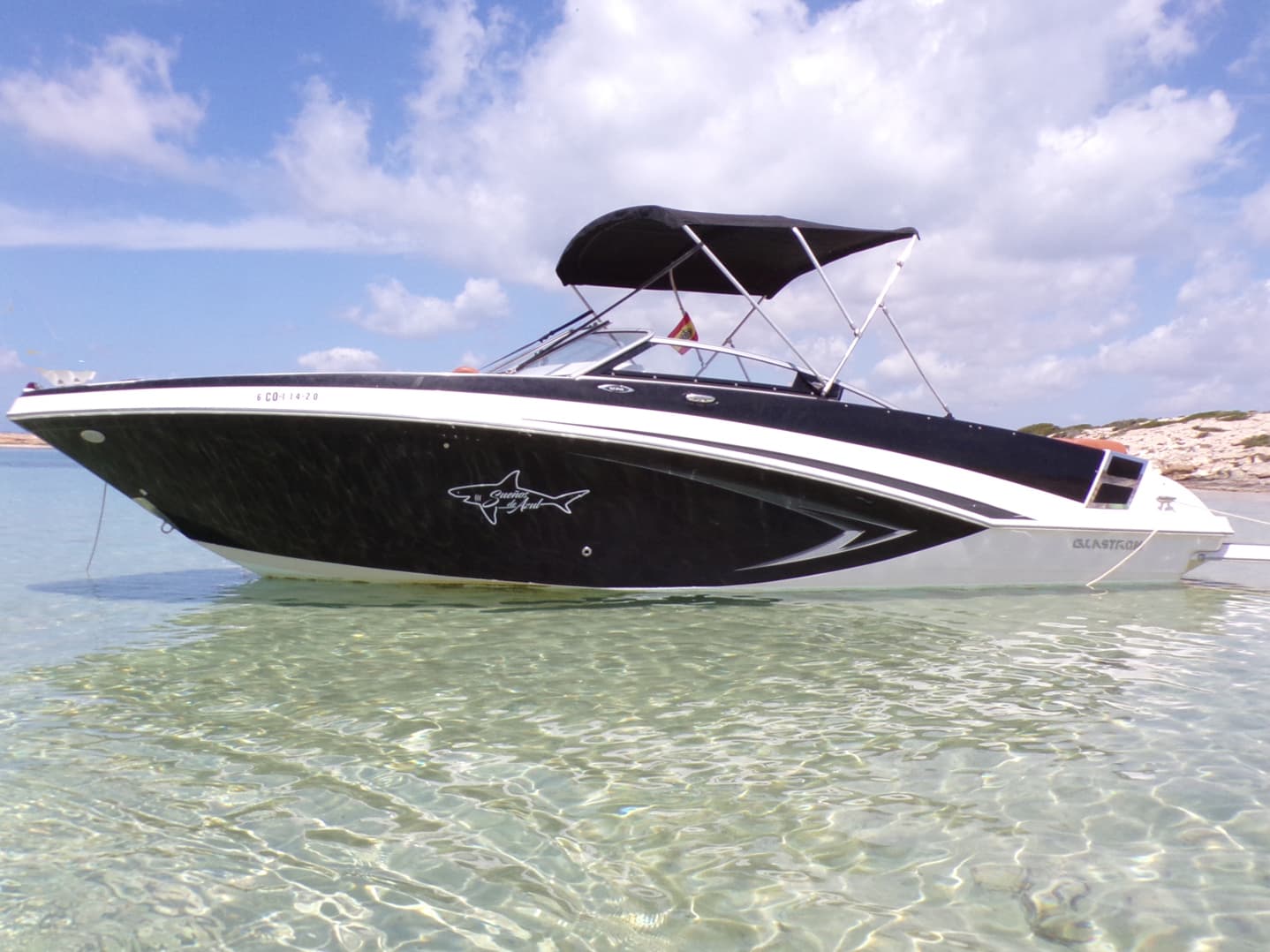 Glastron GT 225 - photo