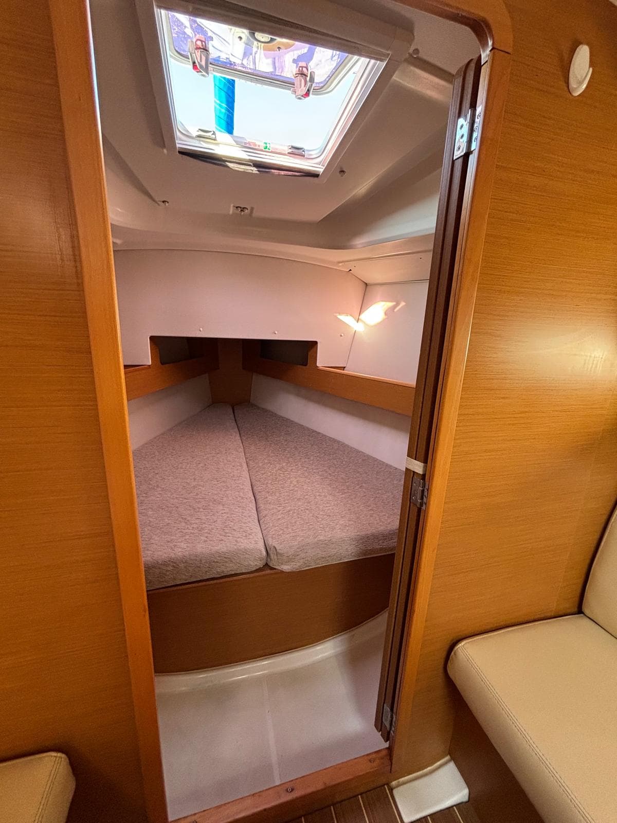 Sun Odyssey 33i - photo 10