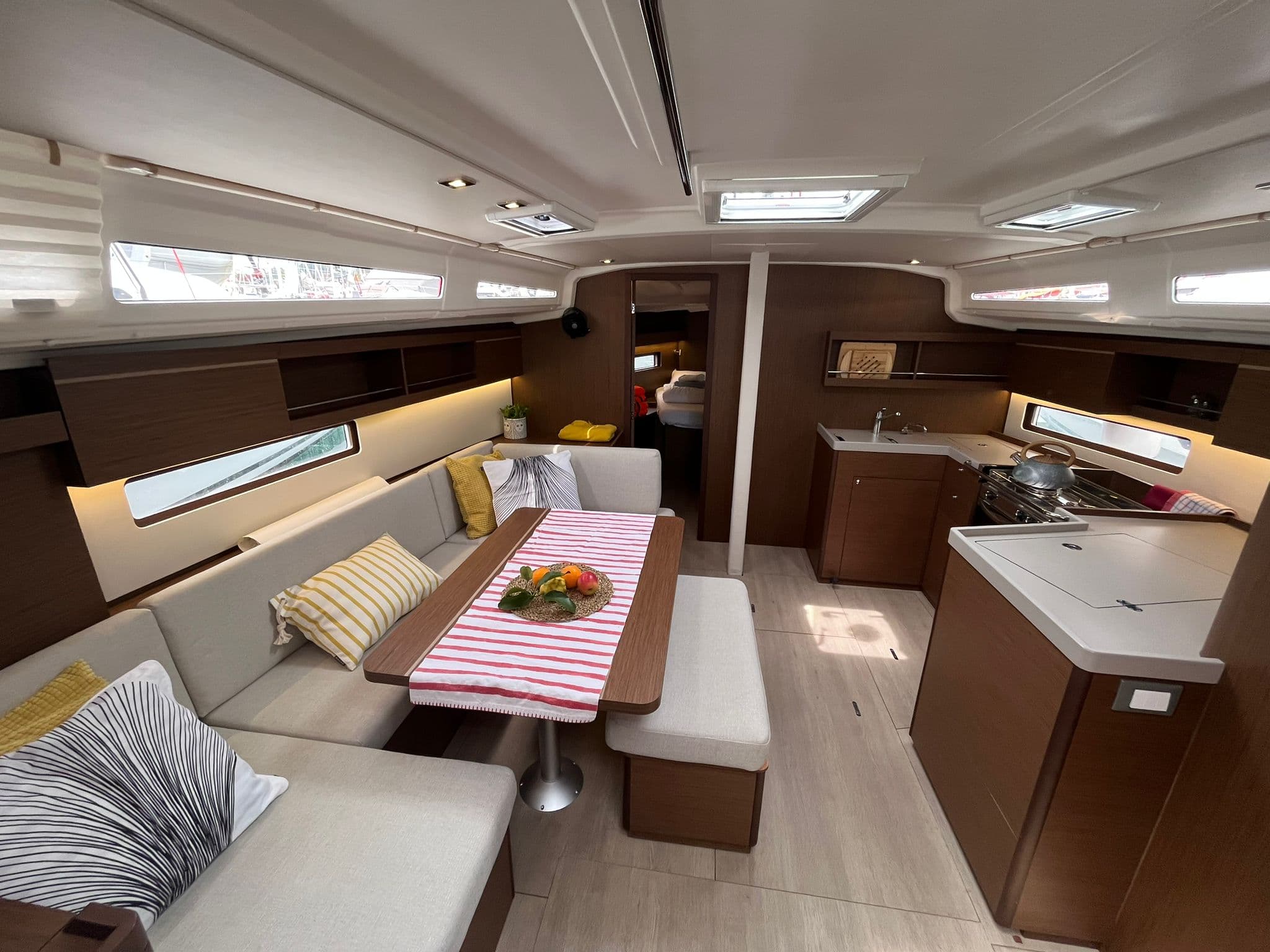 Oceanis 40.1 - photo 15