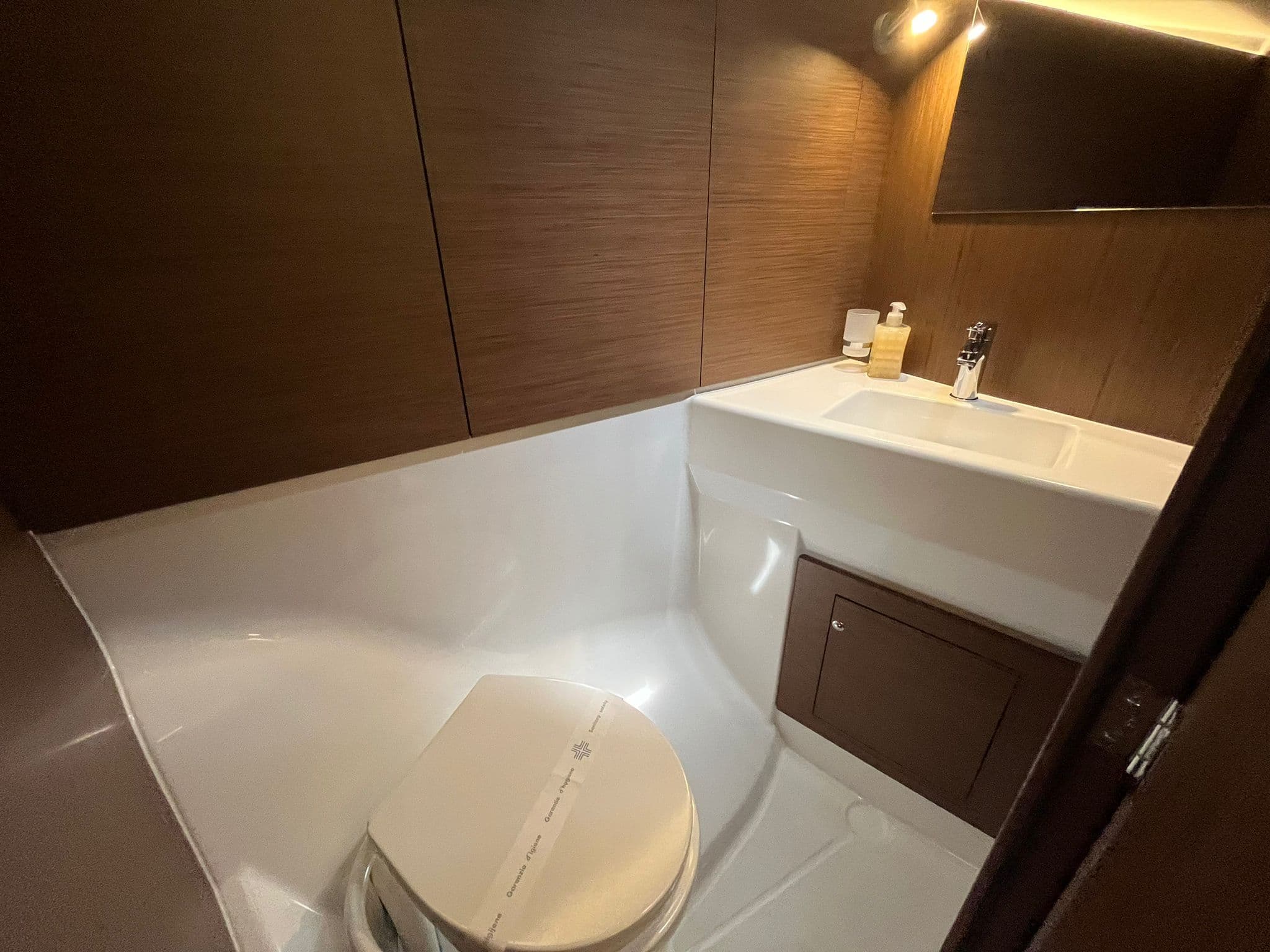 Oceanis 40.1 - photo 27