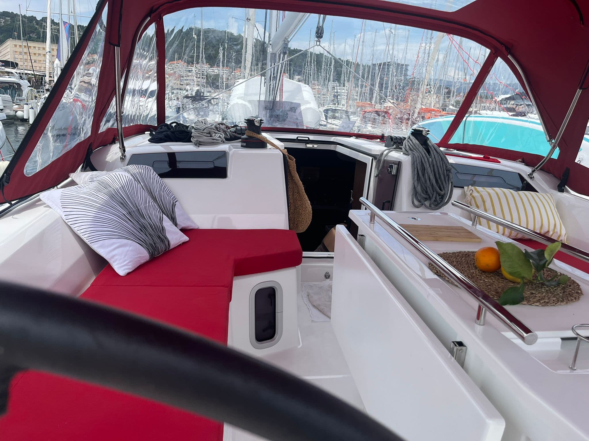 Oceanis 40.1 - photo 11