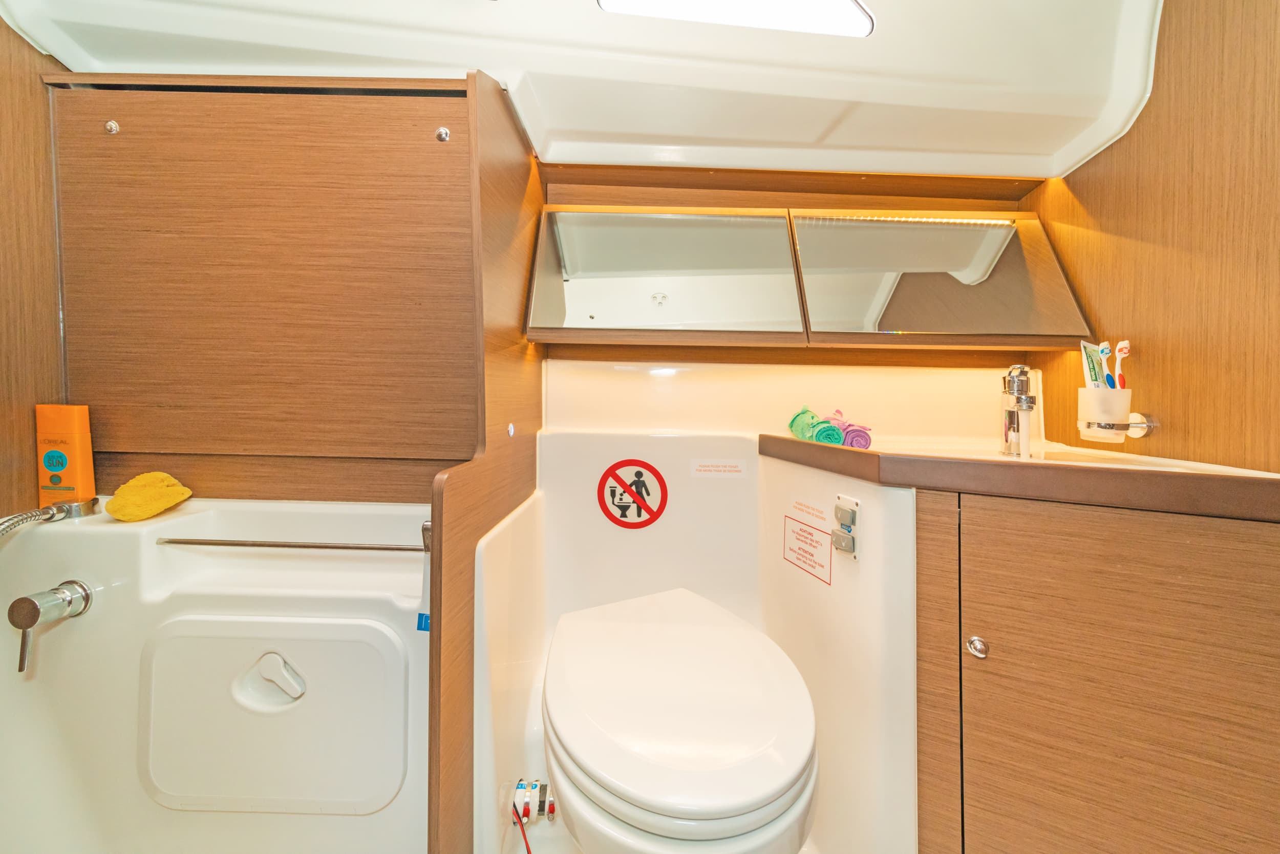 Oceanis 40.1 - photo 20