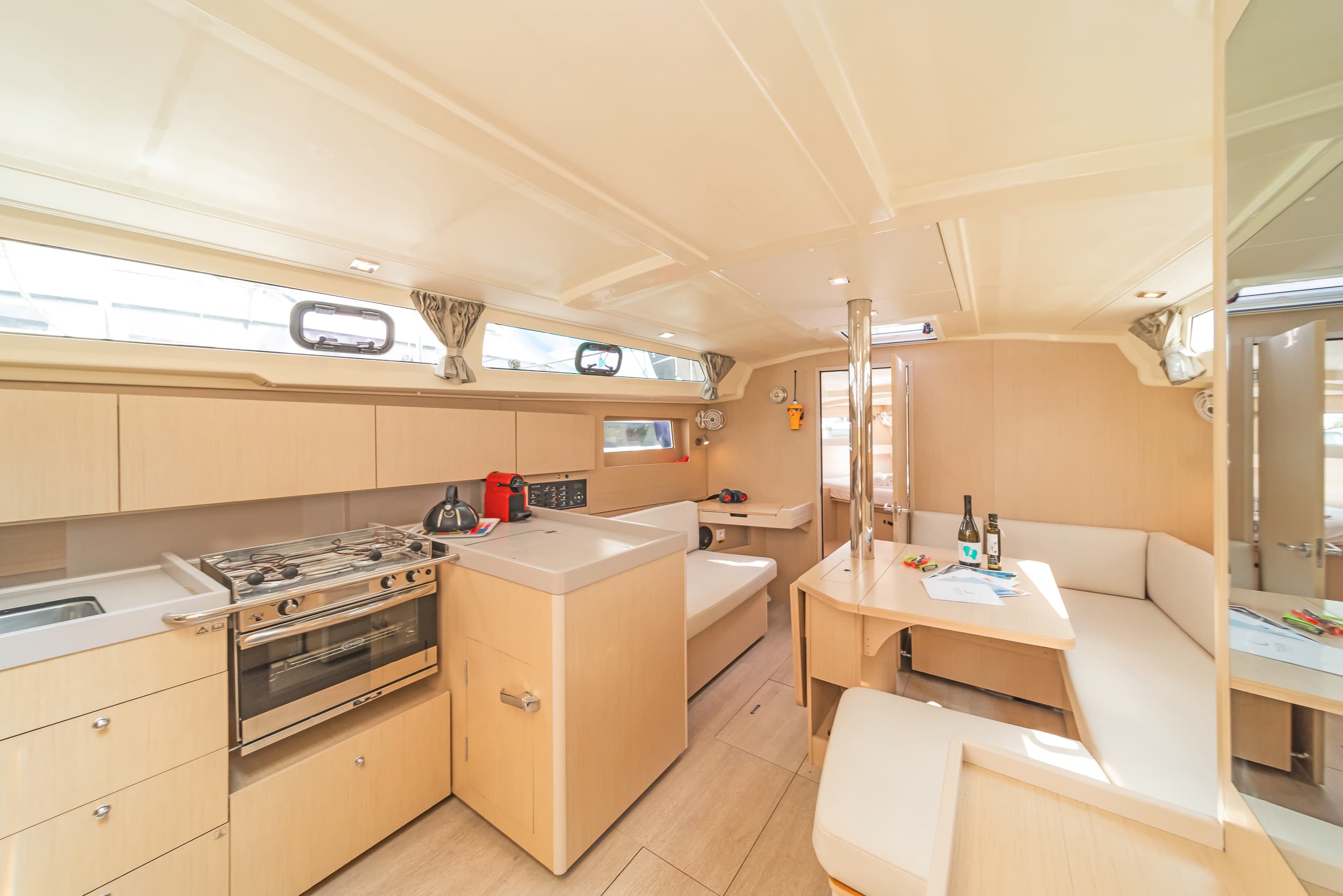 Oceanis 41.1 - photo 10