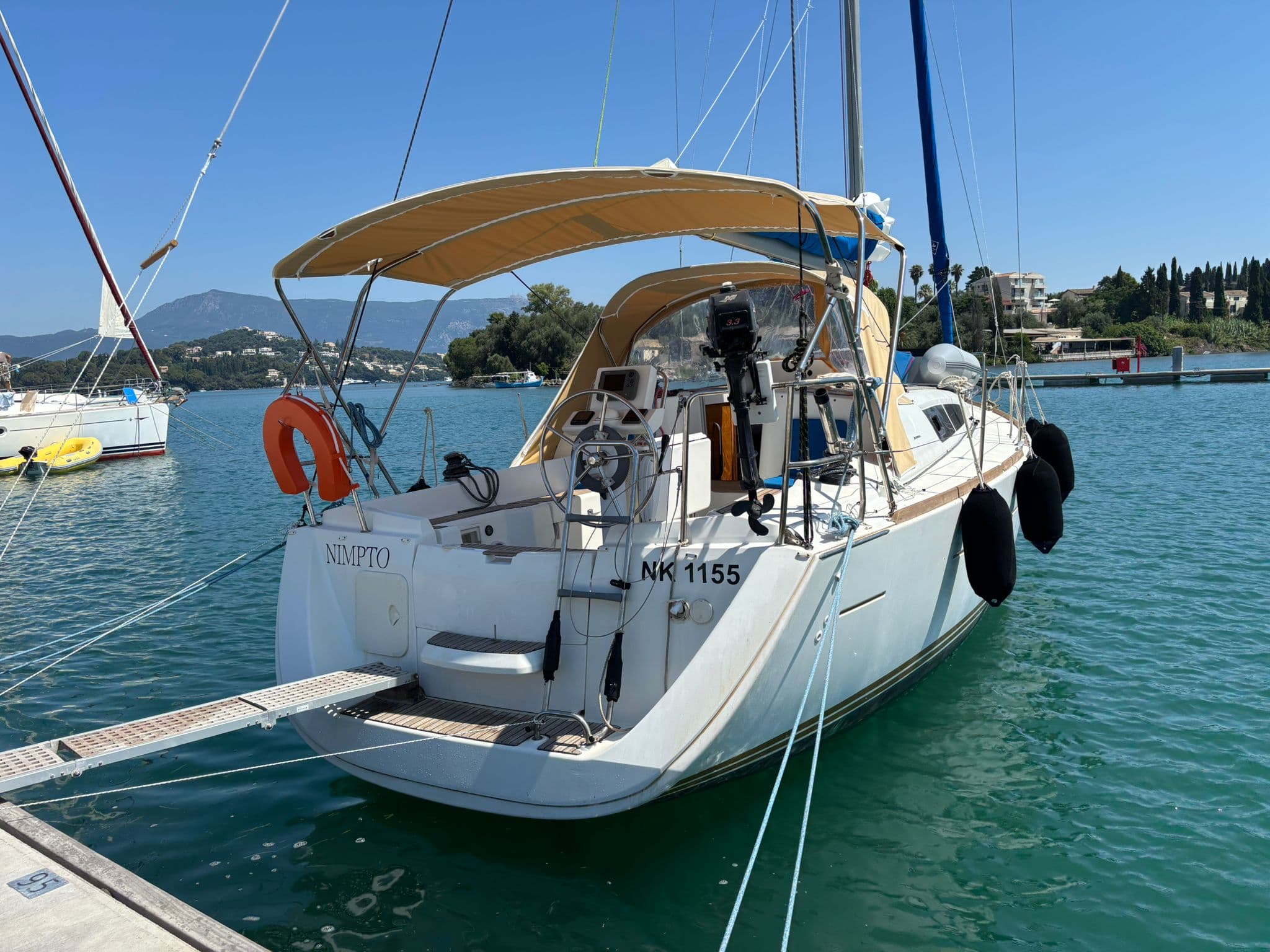 Sun Odyssey 33i - photo