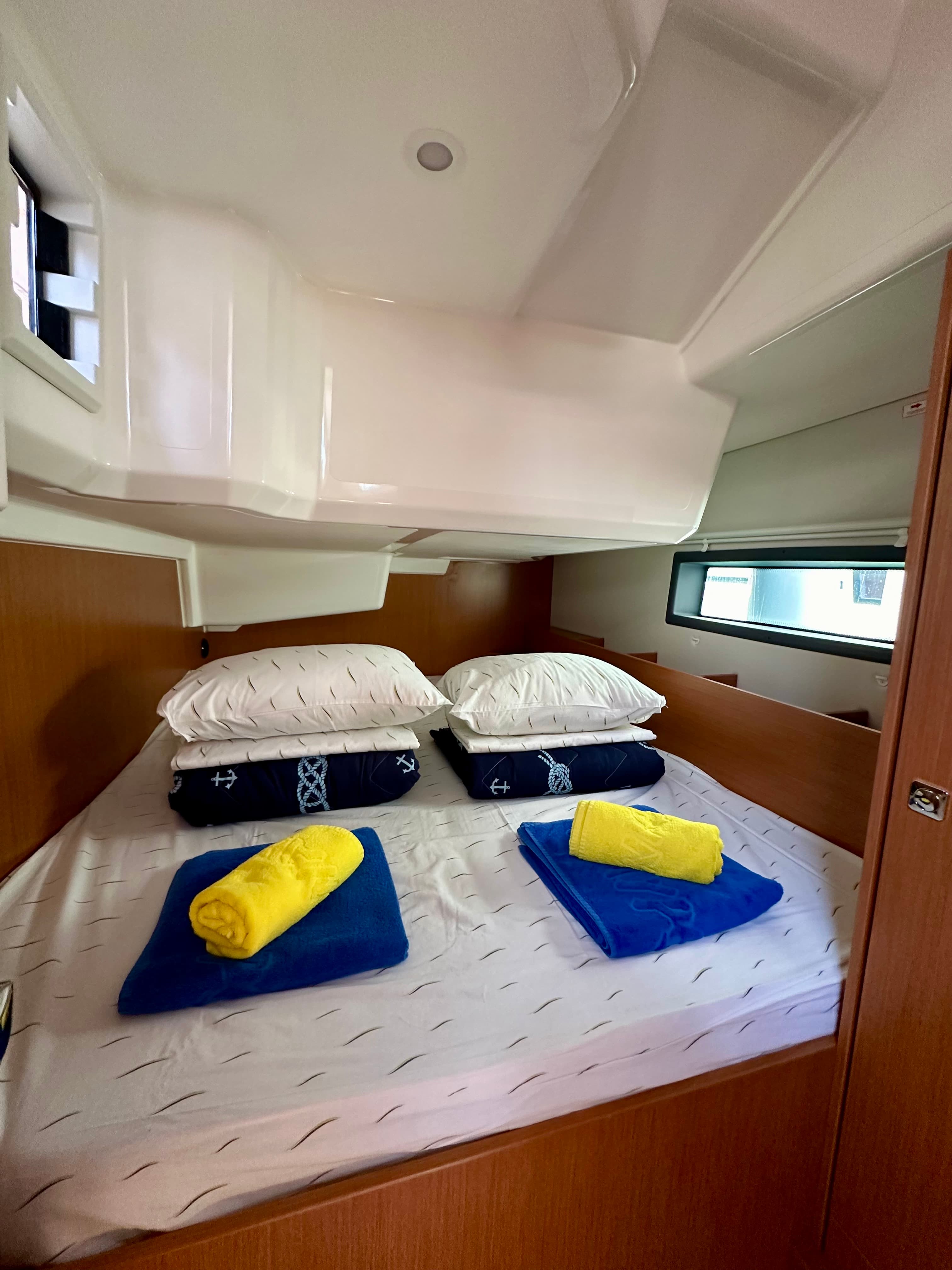 Bavaria C38 - photo 5