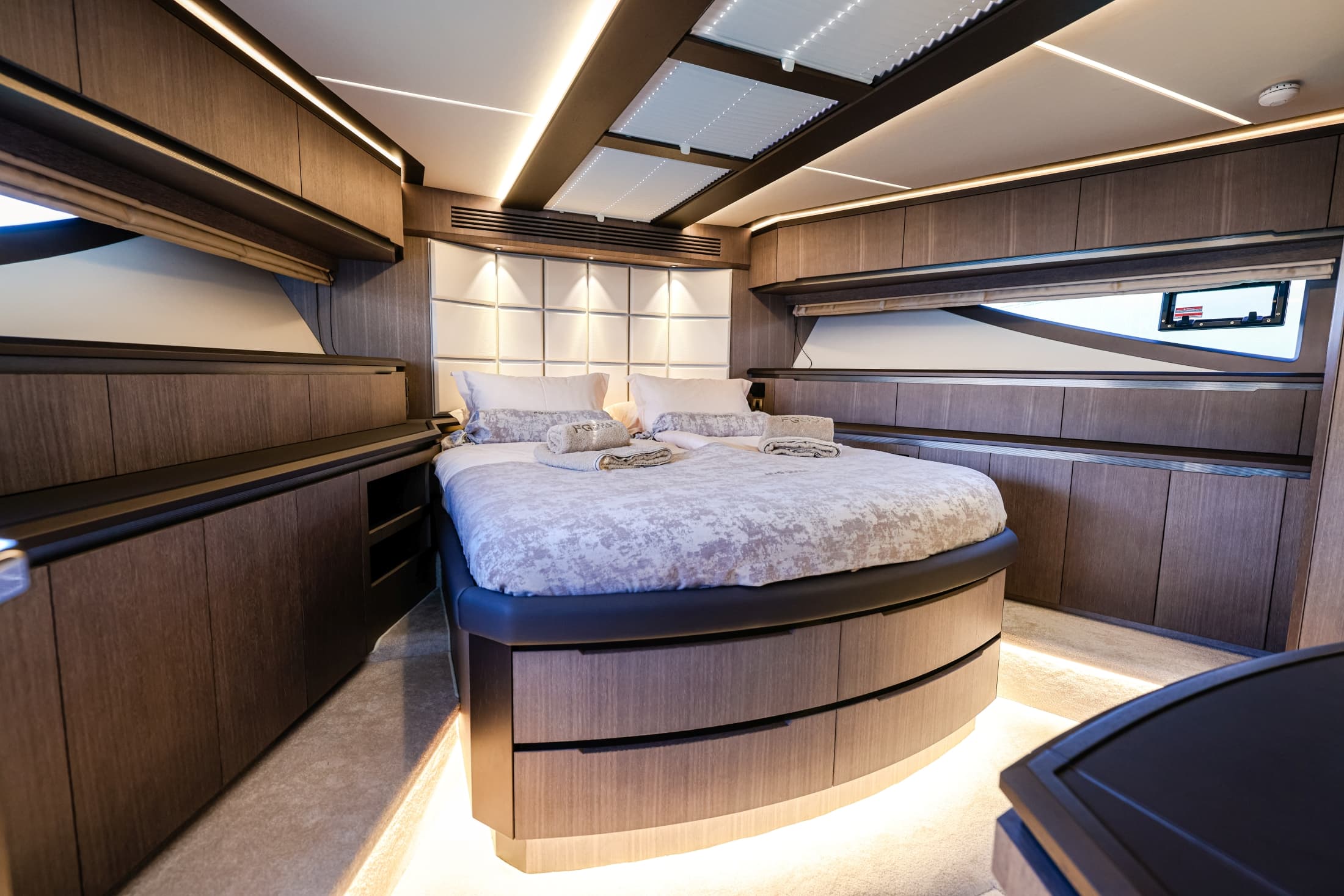 Galeon 640 Fly - photo 10