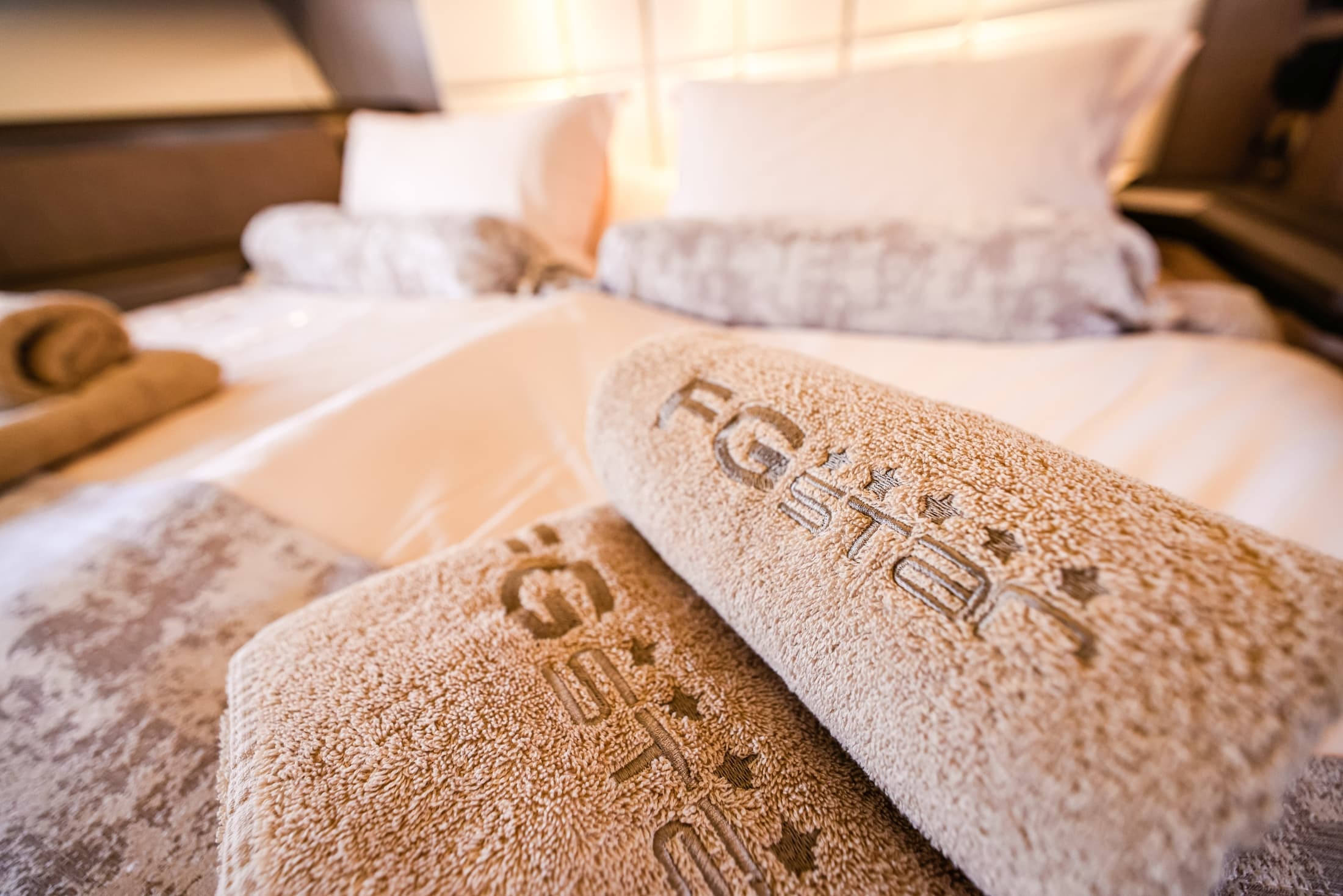 Galeon 640 Fly - photo 21