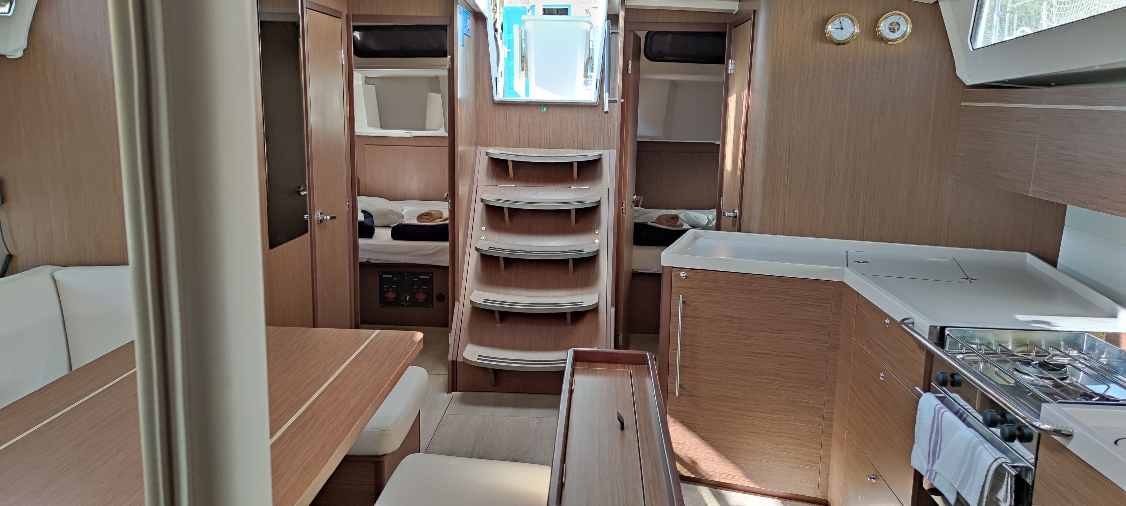 Oceanis 46.1 - photo 5