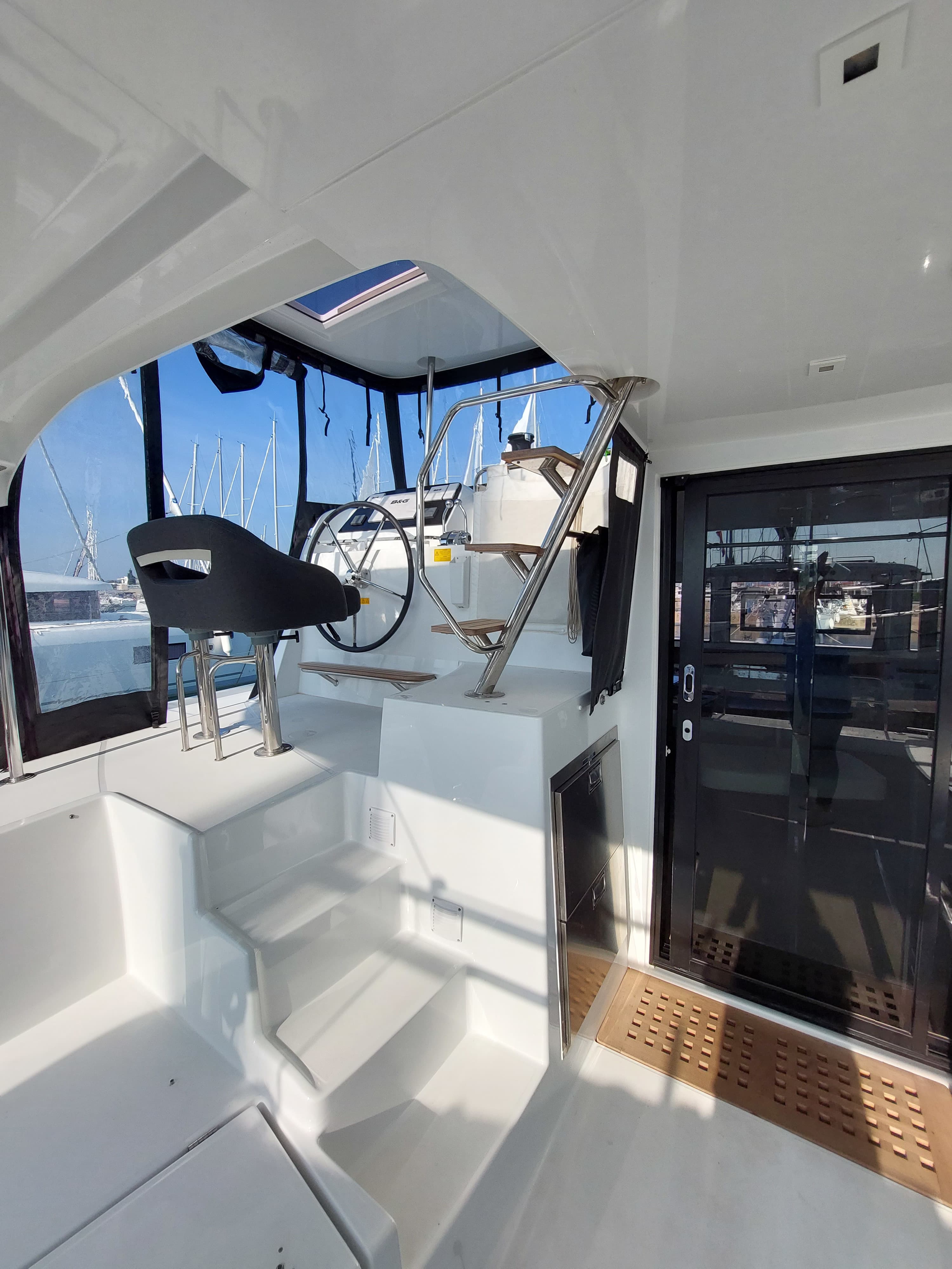 Lagoon 42 - photo 19