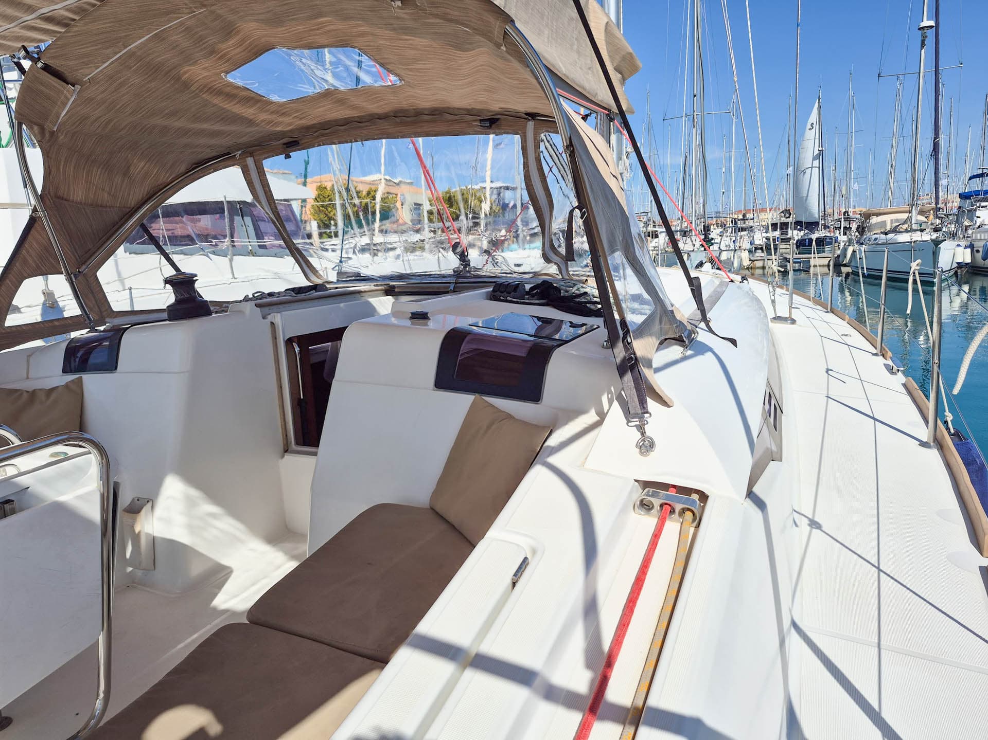 Sun Odyssey 439 - photo 7