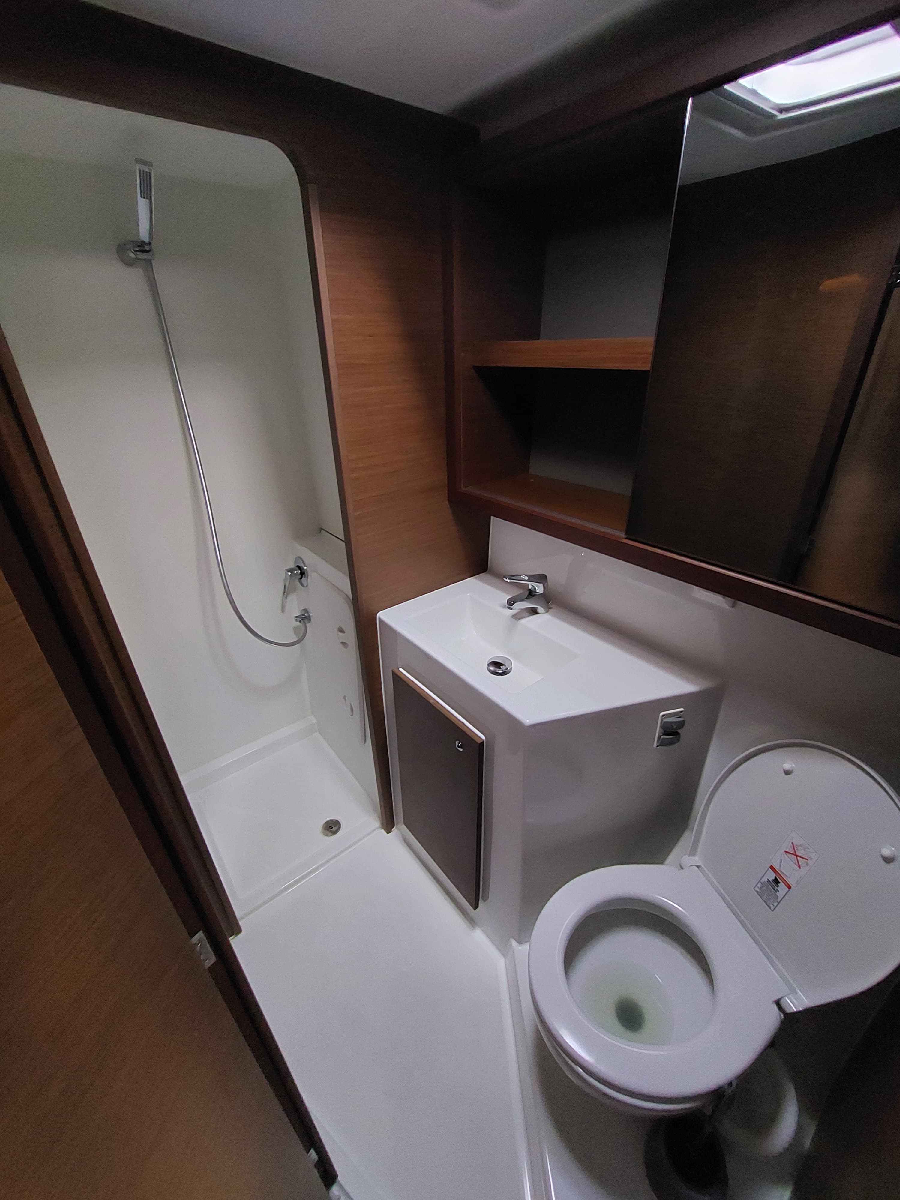 Lagoon 42 - photo 21