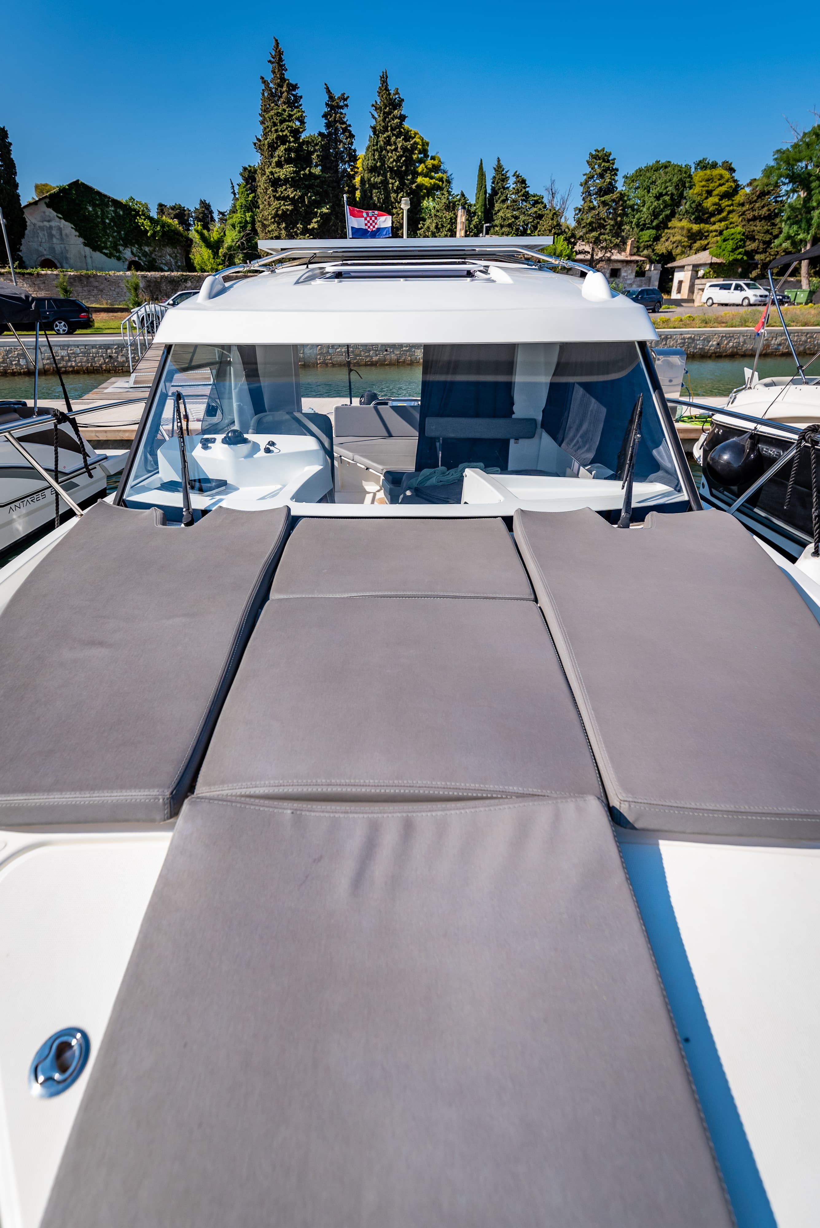 Antares 8  - photo 6