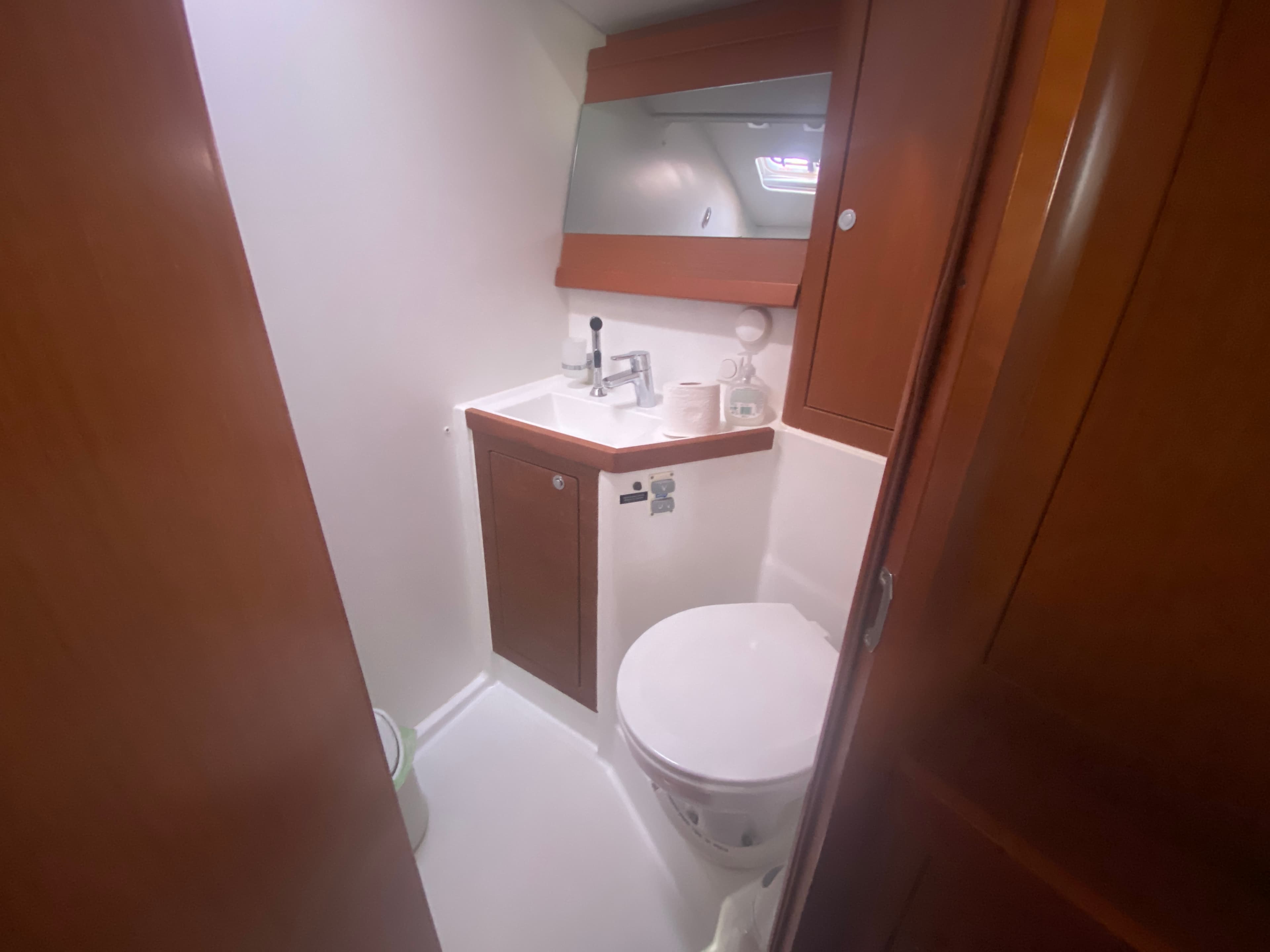 Oceanis 48 - photo 9