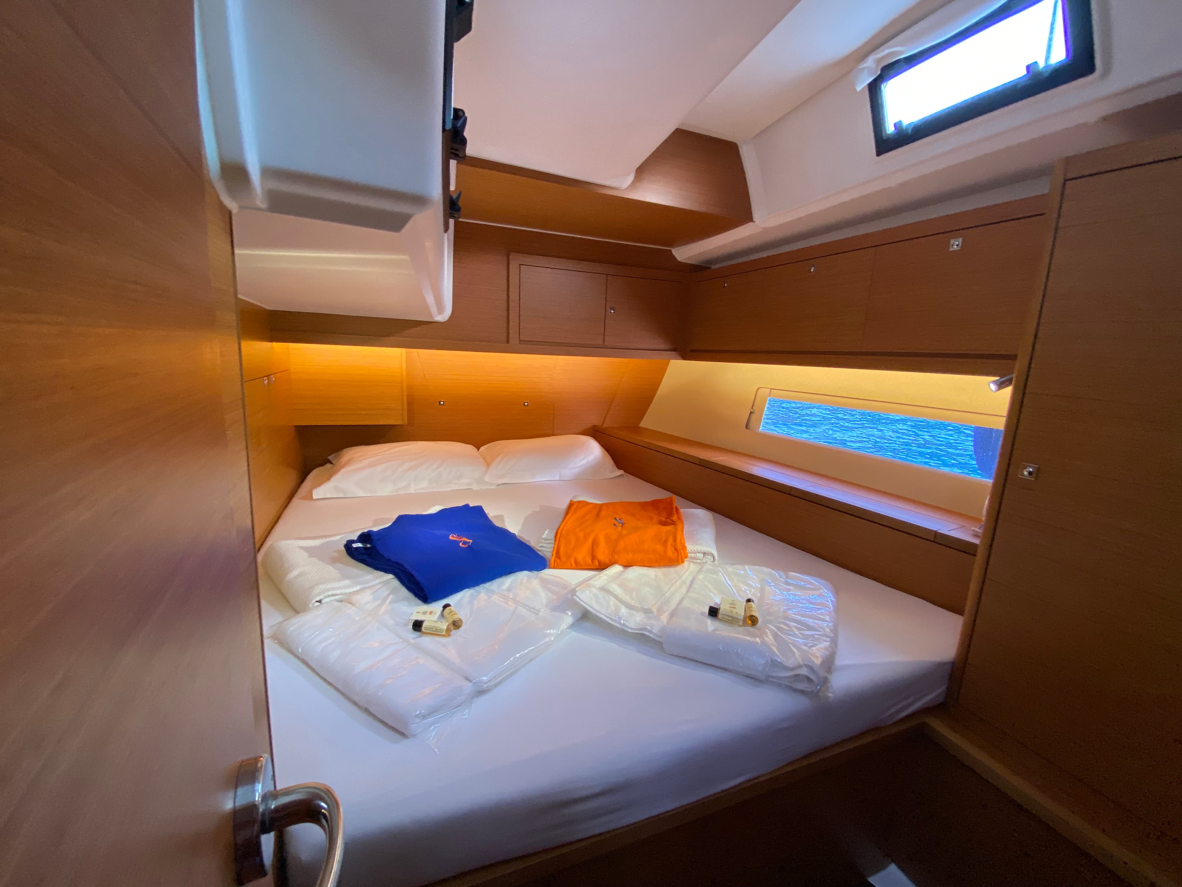 Dufour 470 - photo 9