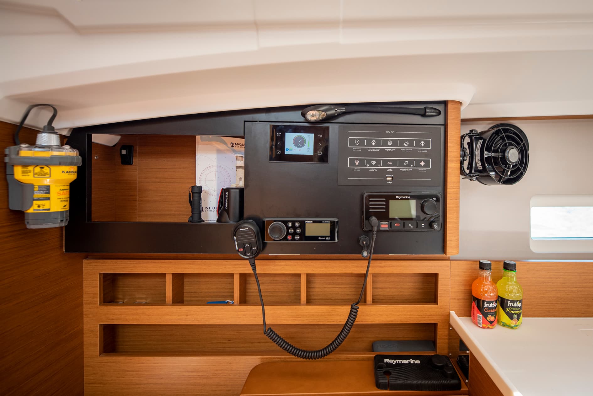 Sun Odyssey 410 - photo 10