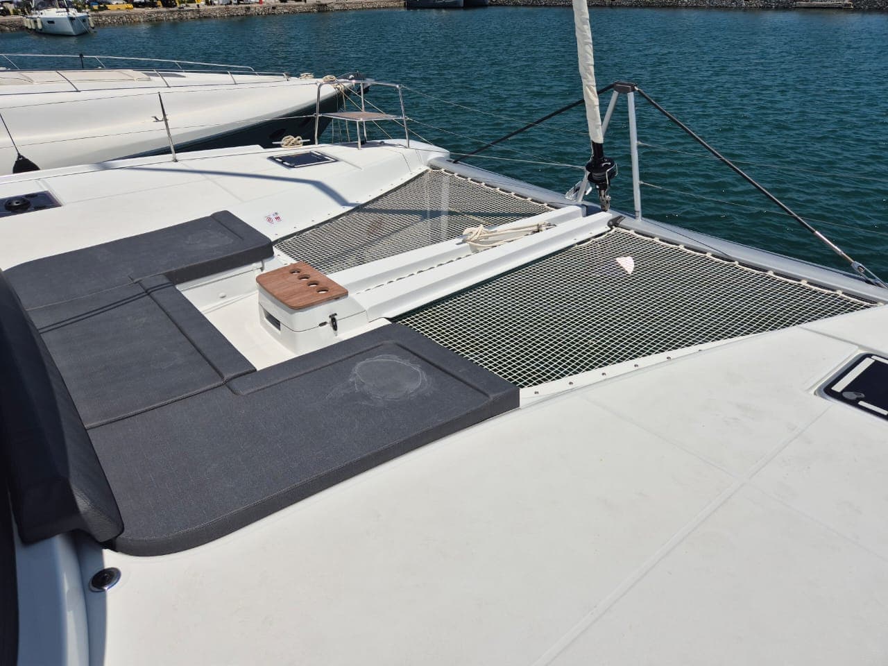 Lagoon 46  - photo 16