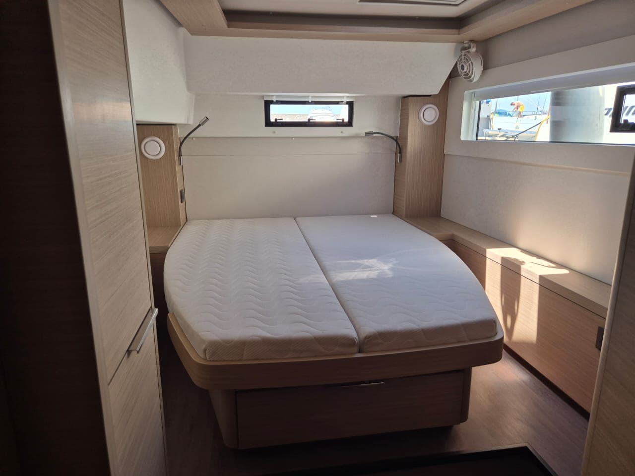 Lagoon 46  - photo 19