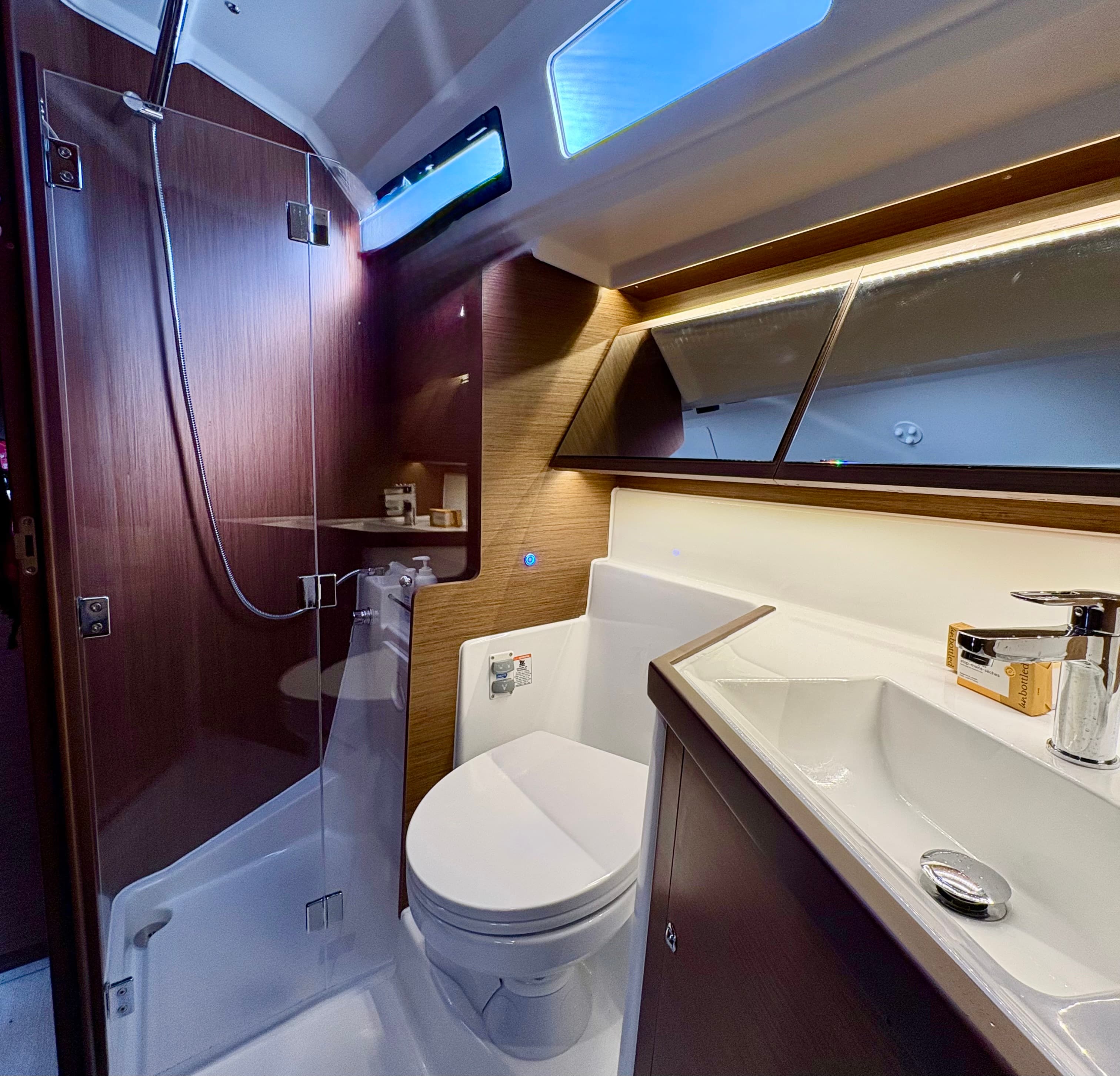 Oceanis 40.1 - photo 20