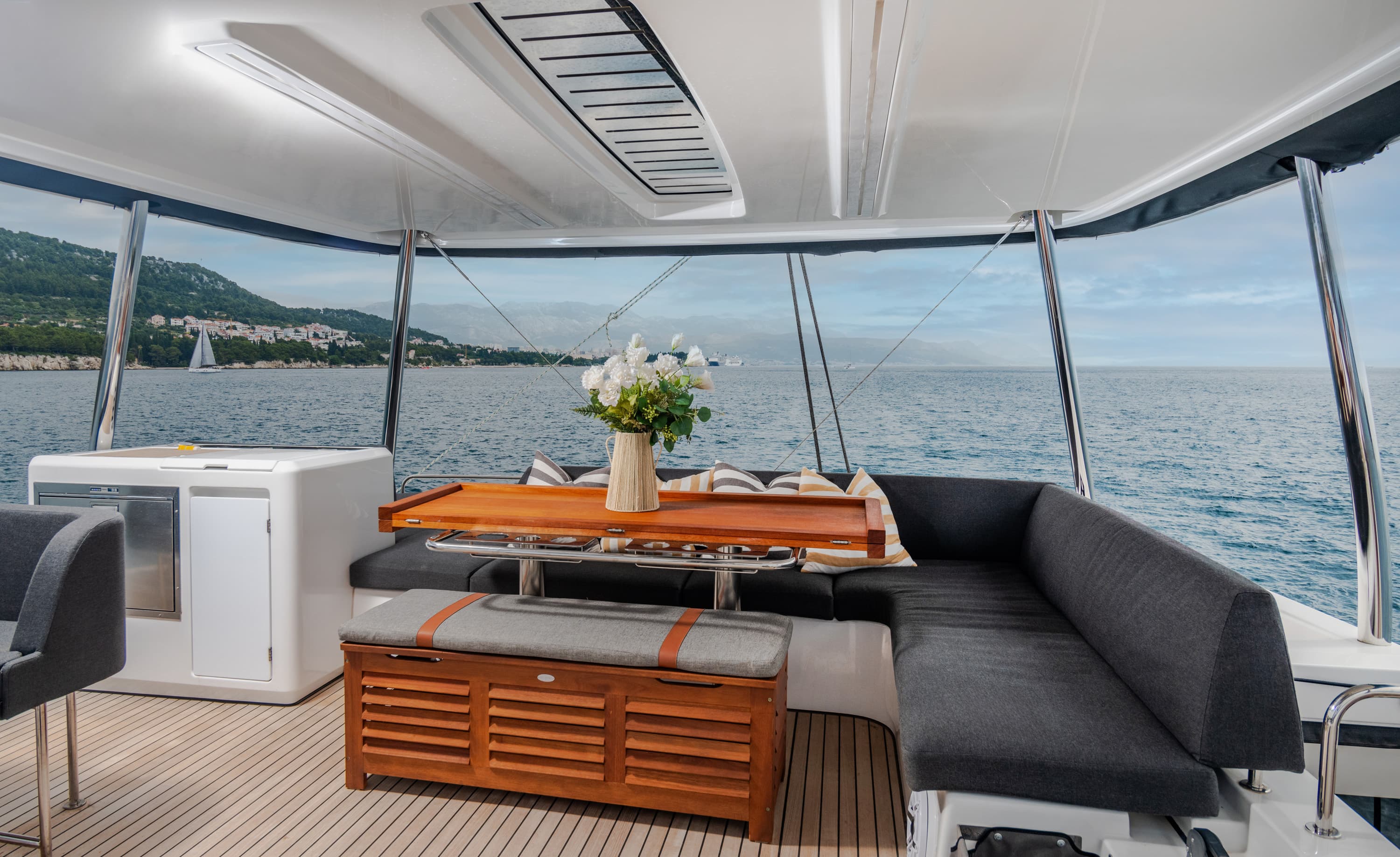 Lagoon 55 - photo 16