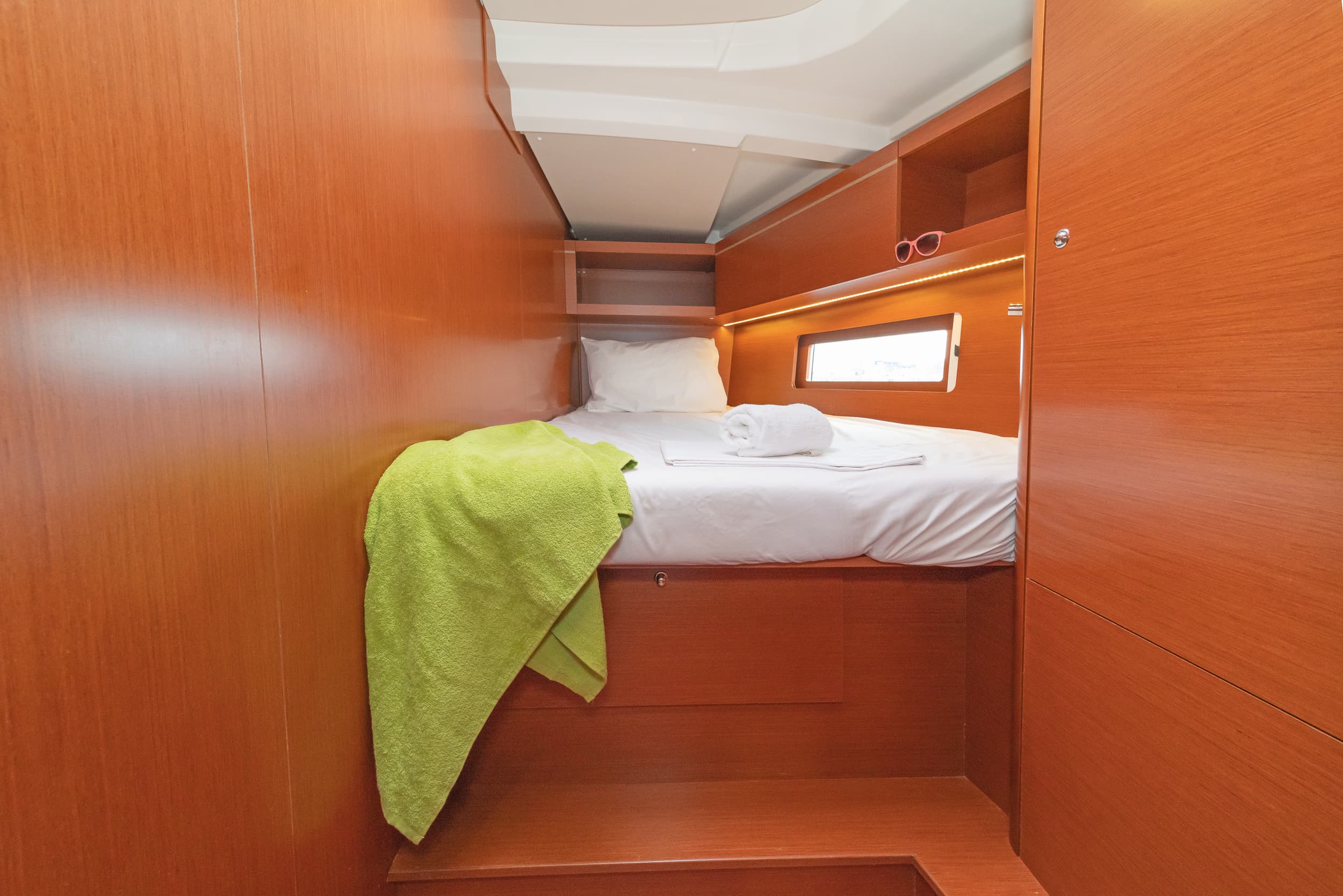 Oceanis 46.1 - photo 11