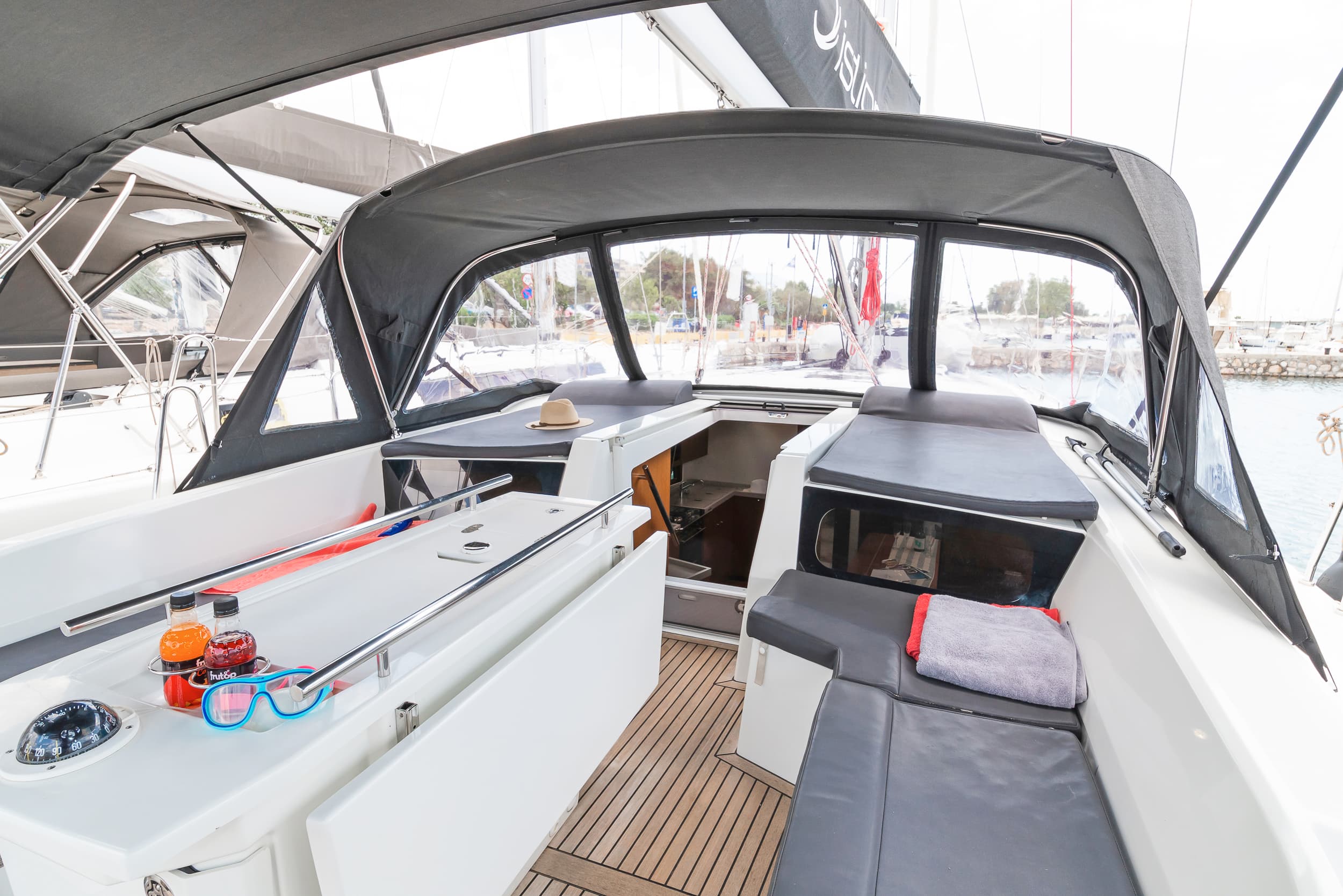 Oceanis 46.1 - photo 7