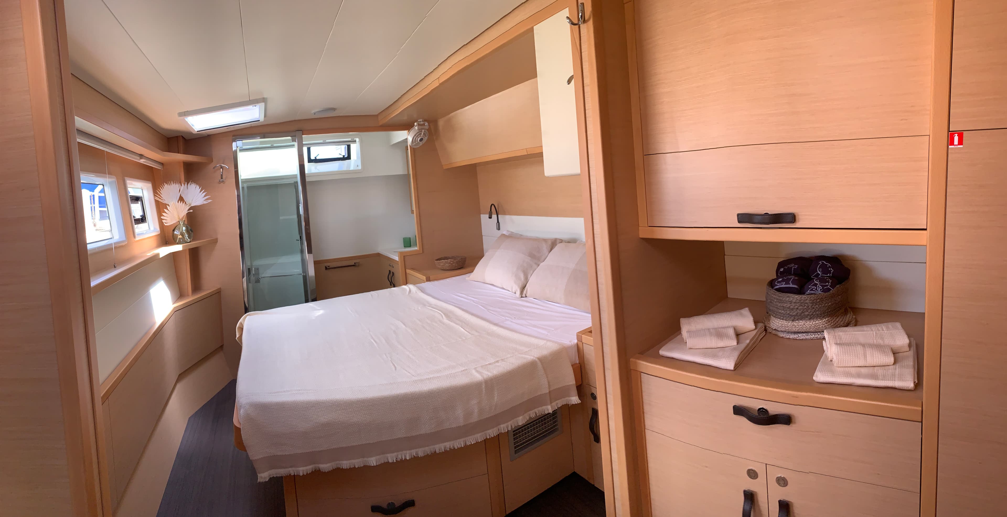 Lagoon 52 - photo 31