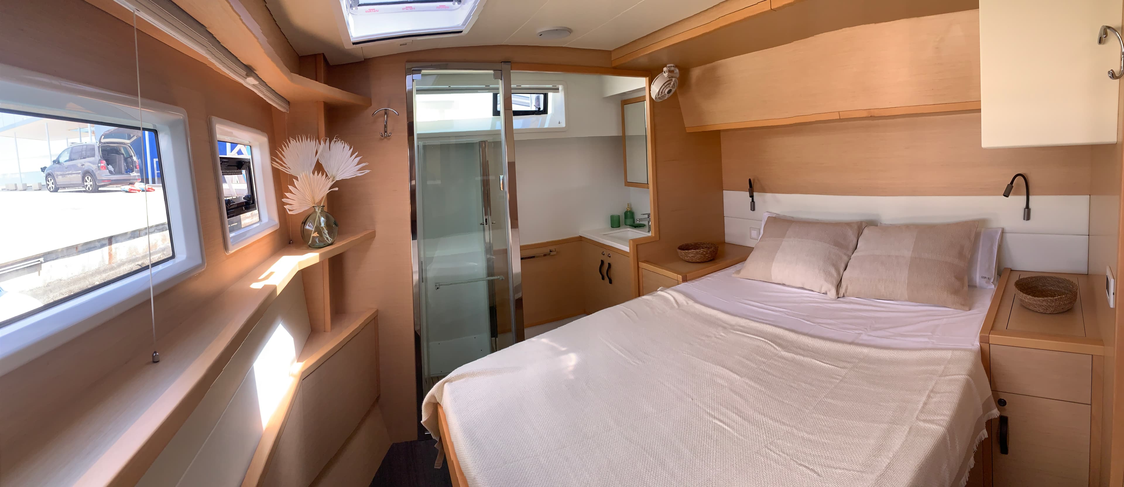 Lagoon 52 - photo 12