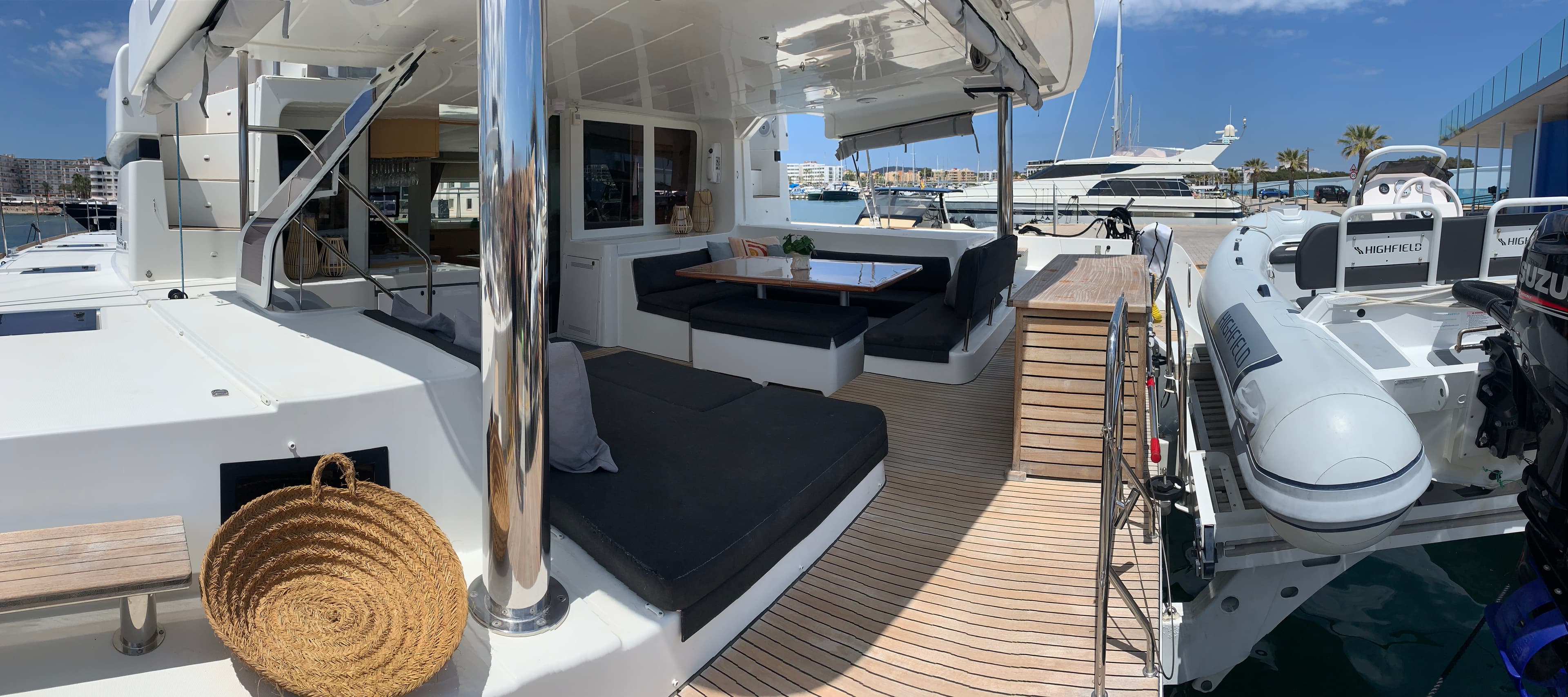 Lagoon 52 - photo 14