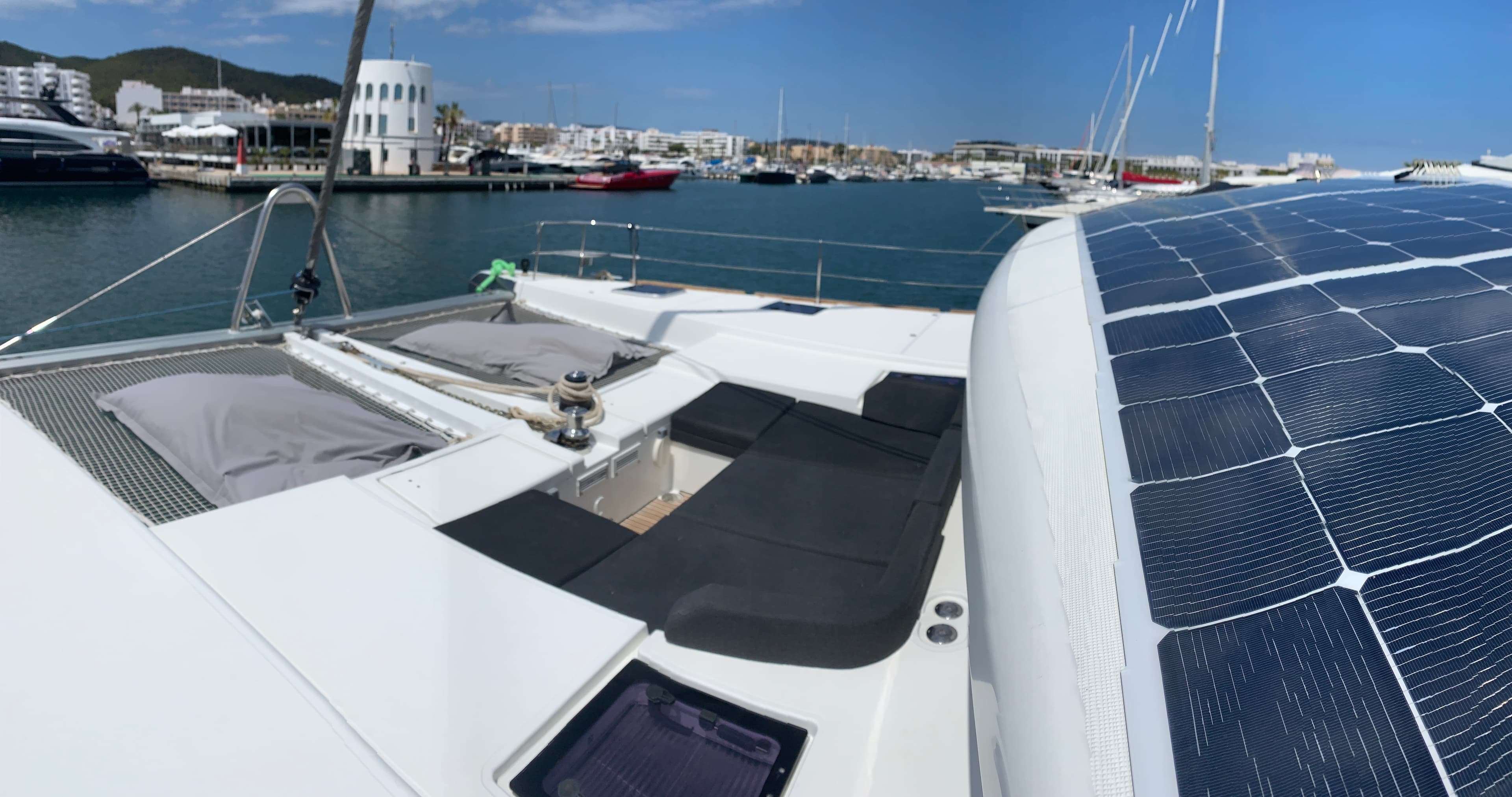 Lagoon 52 - photo 19