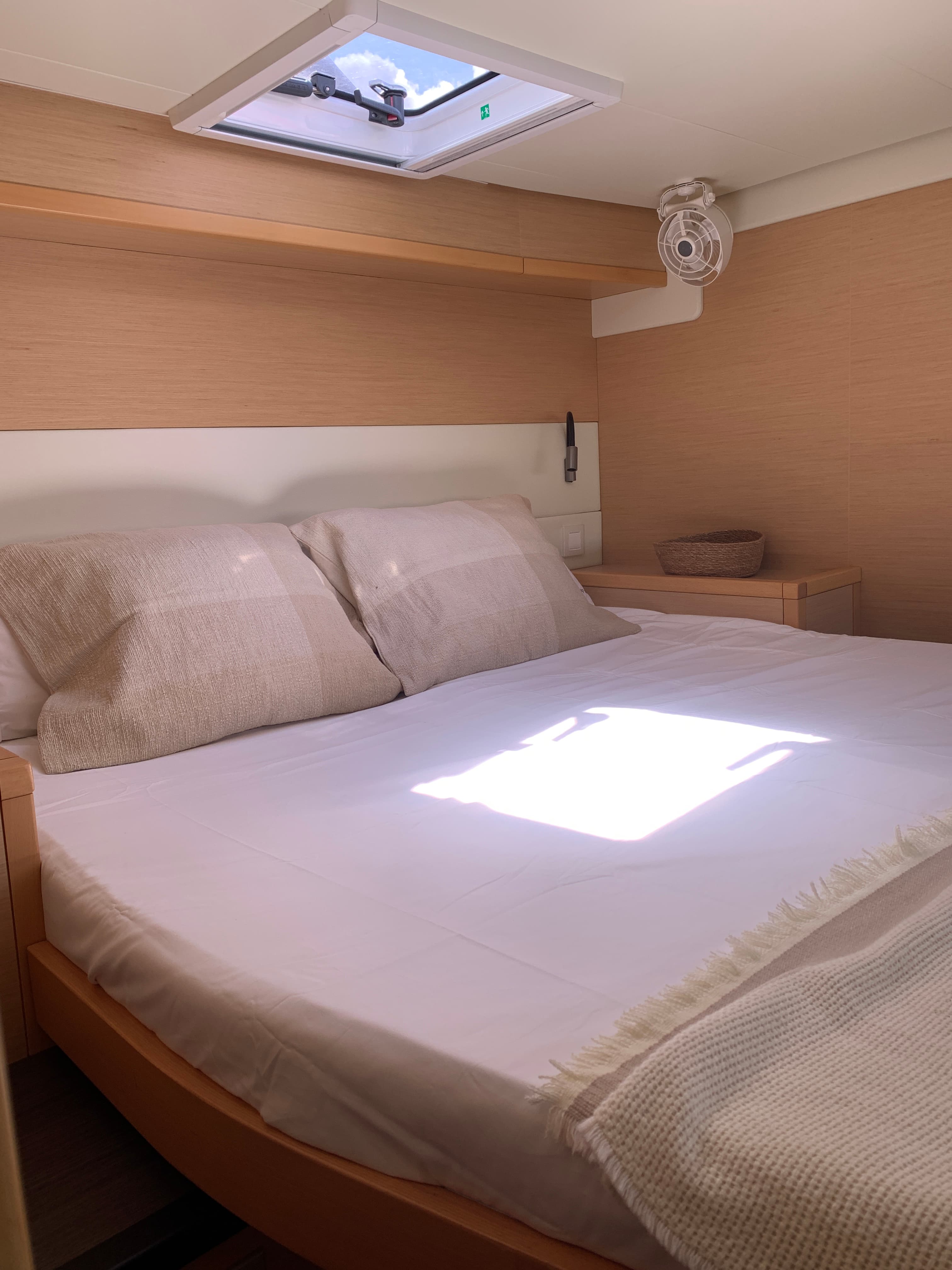 Lagoon 52 - photo 49