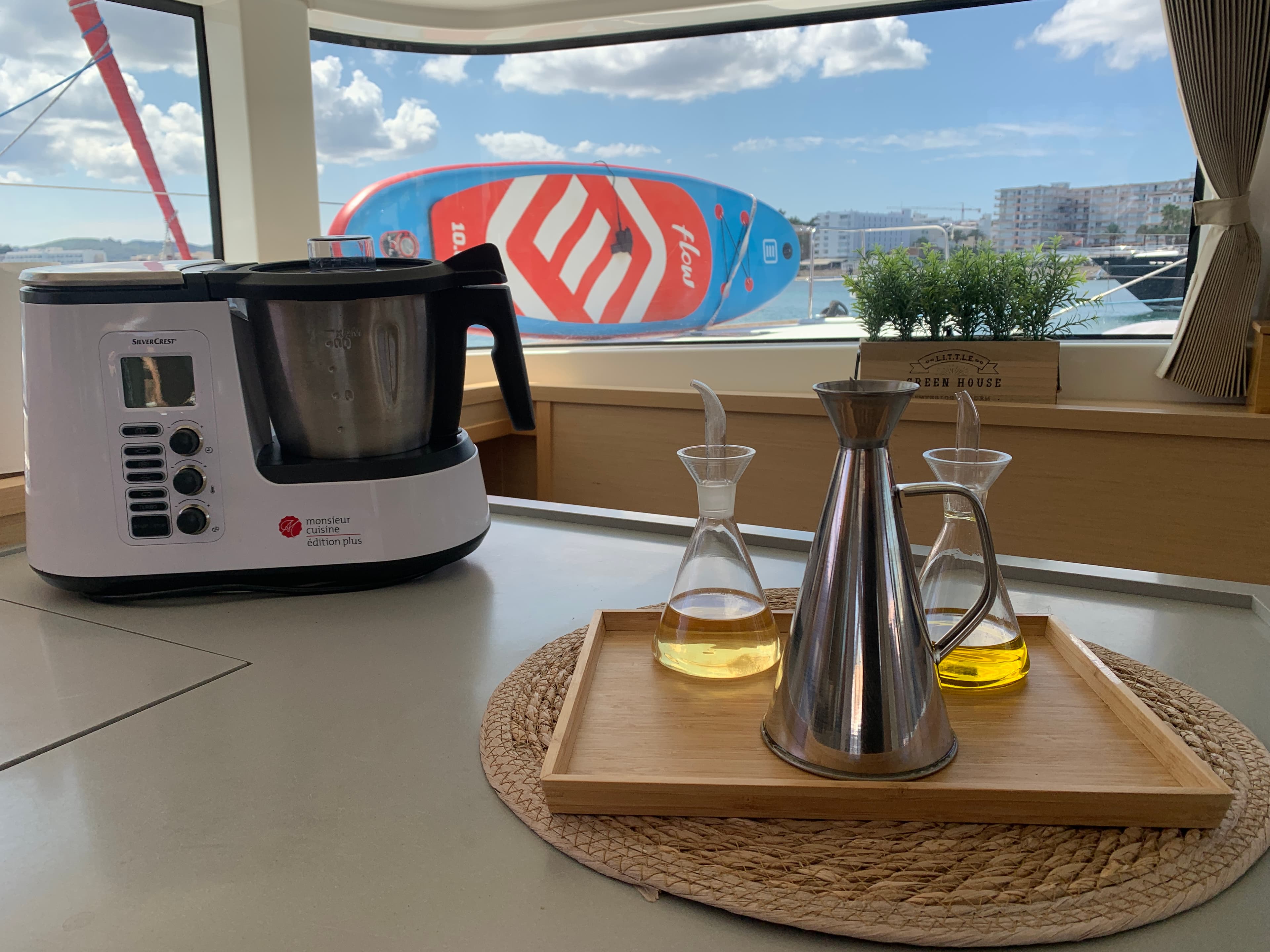 Lagoon 52 - photo 16