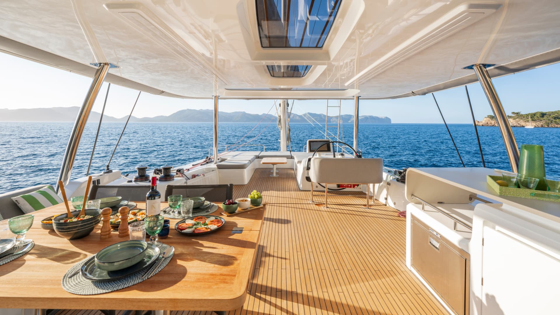 Lagoon 60 - photo 14