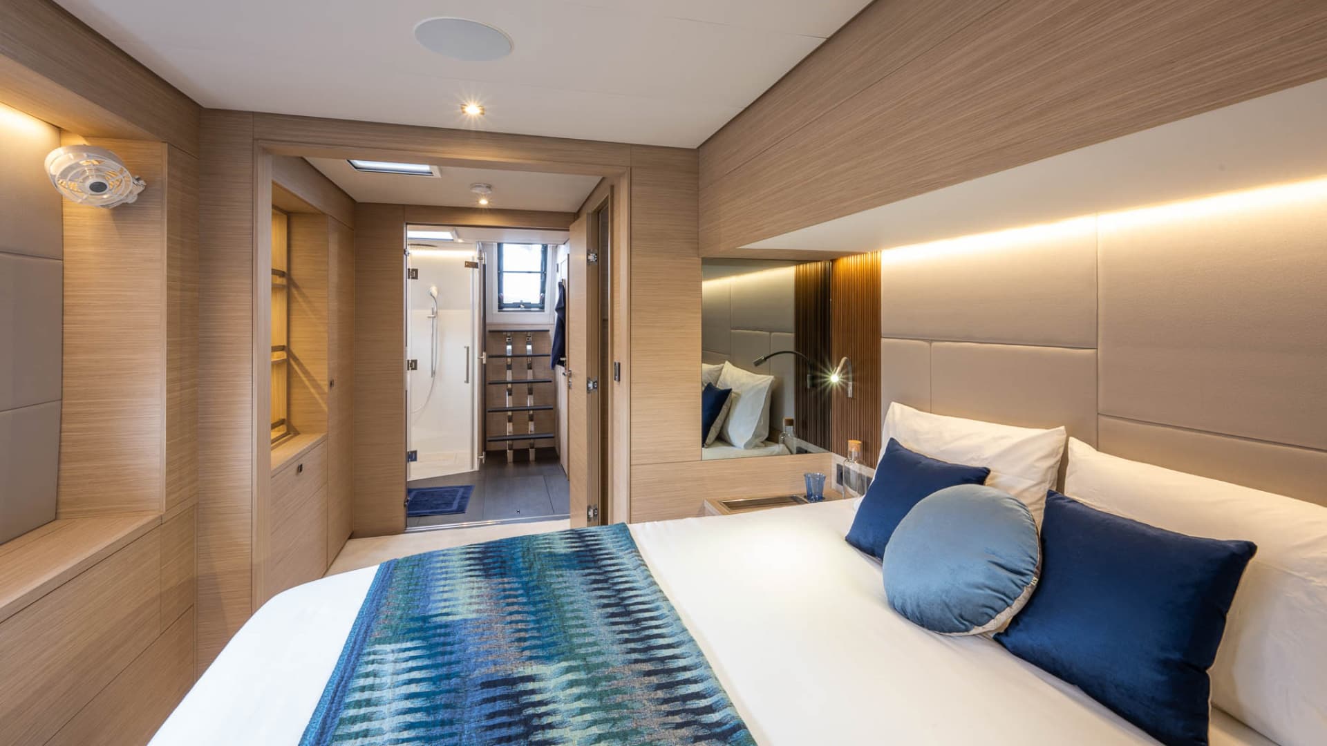 Lagoon 60 - photo 10