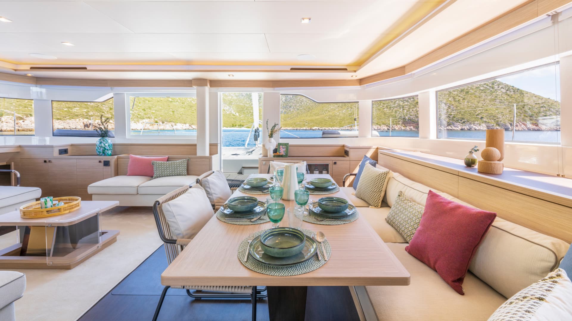 Lagoon 60 - photo 17