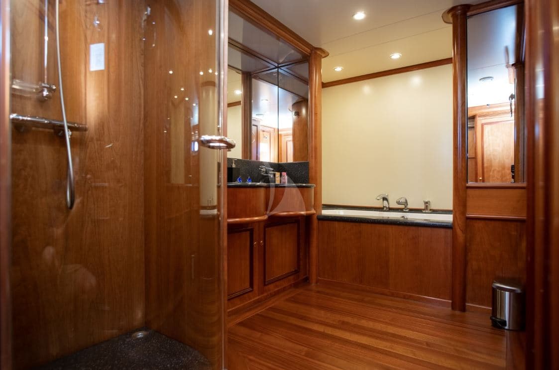 Motoryacht - photo 22