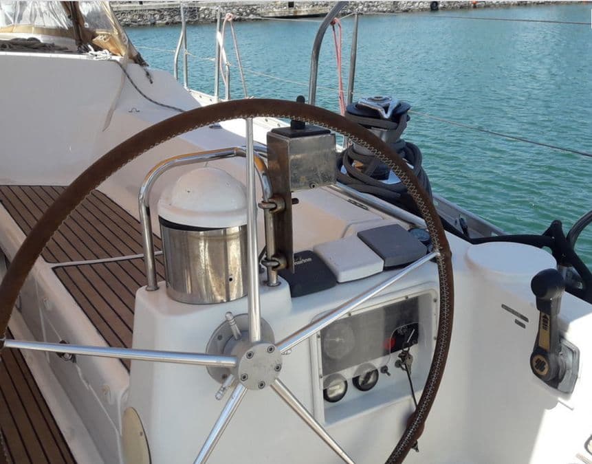 Sun Odyssey 52.2 - photo 5