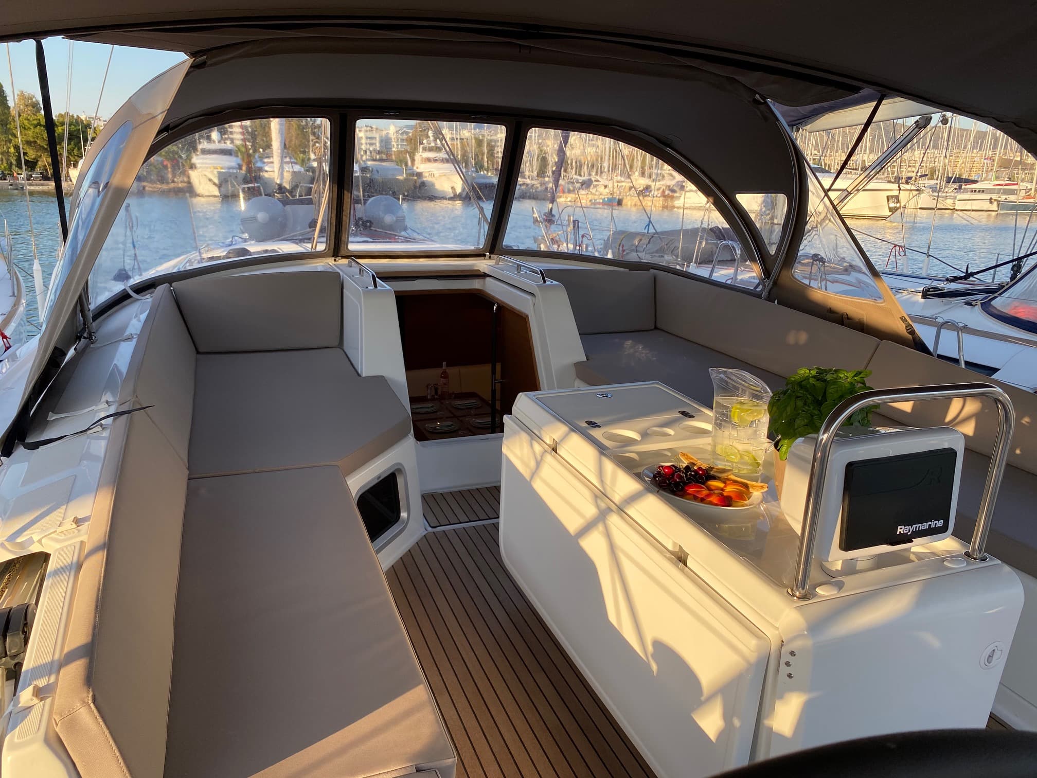 Jeanneau 54 - photo 8