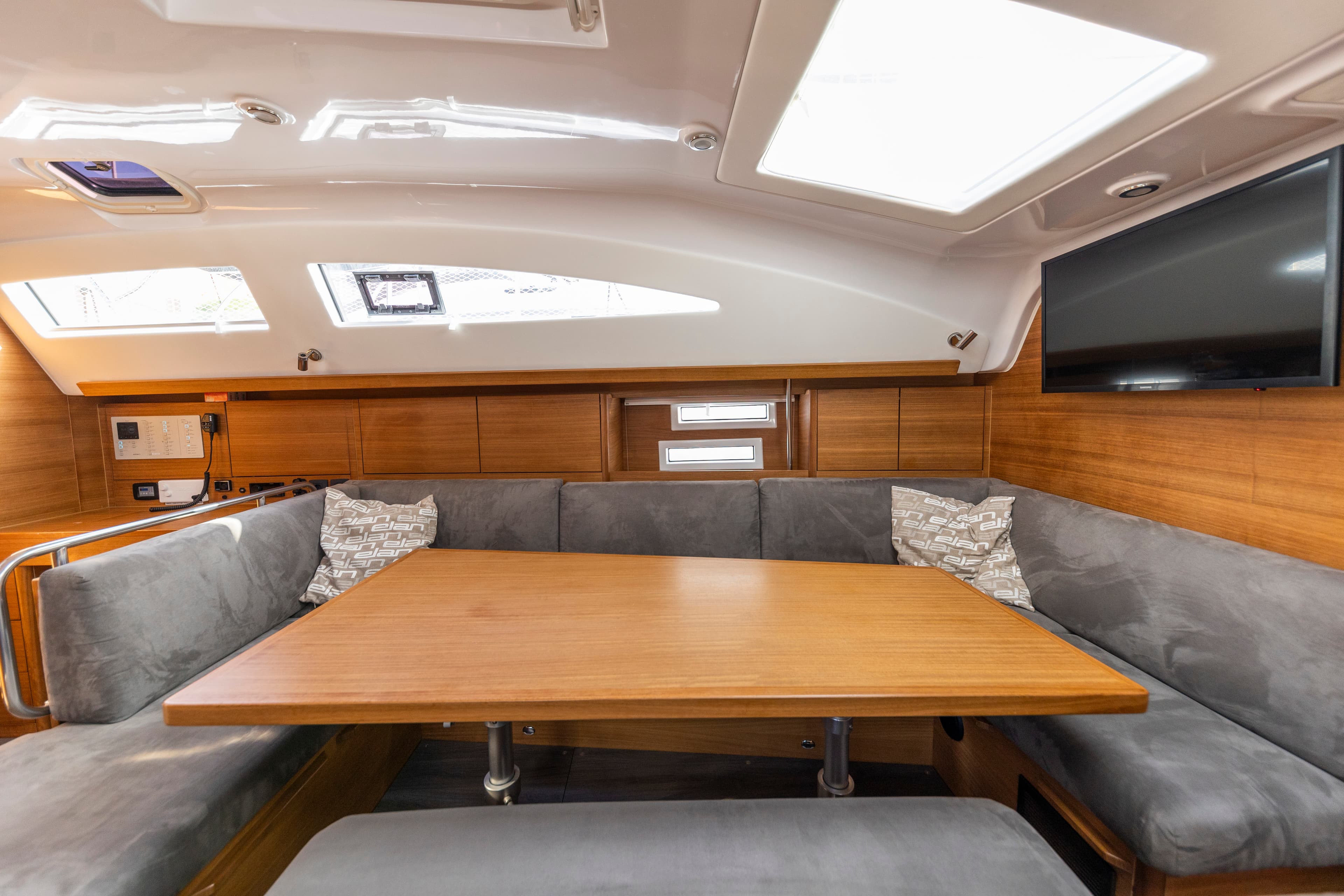 Elan Impression 45.1 - photo 11