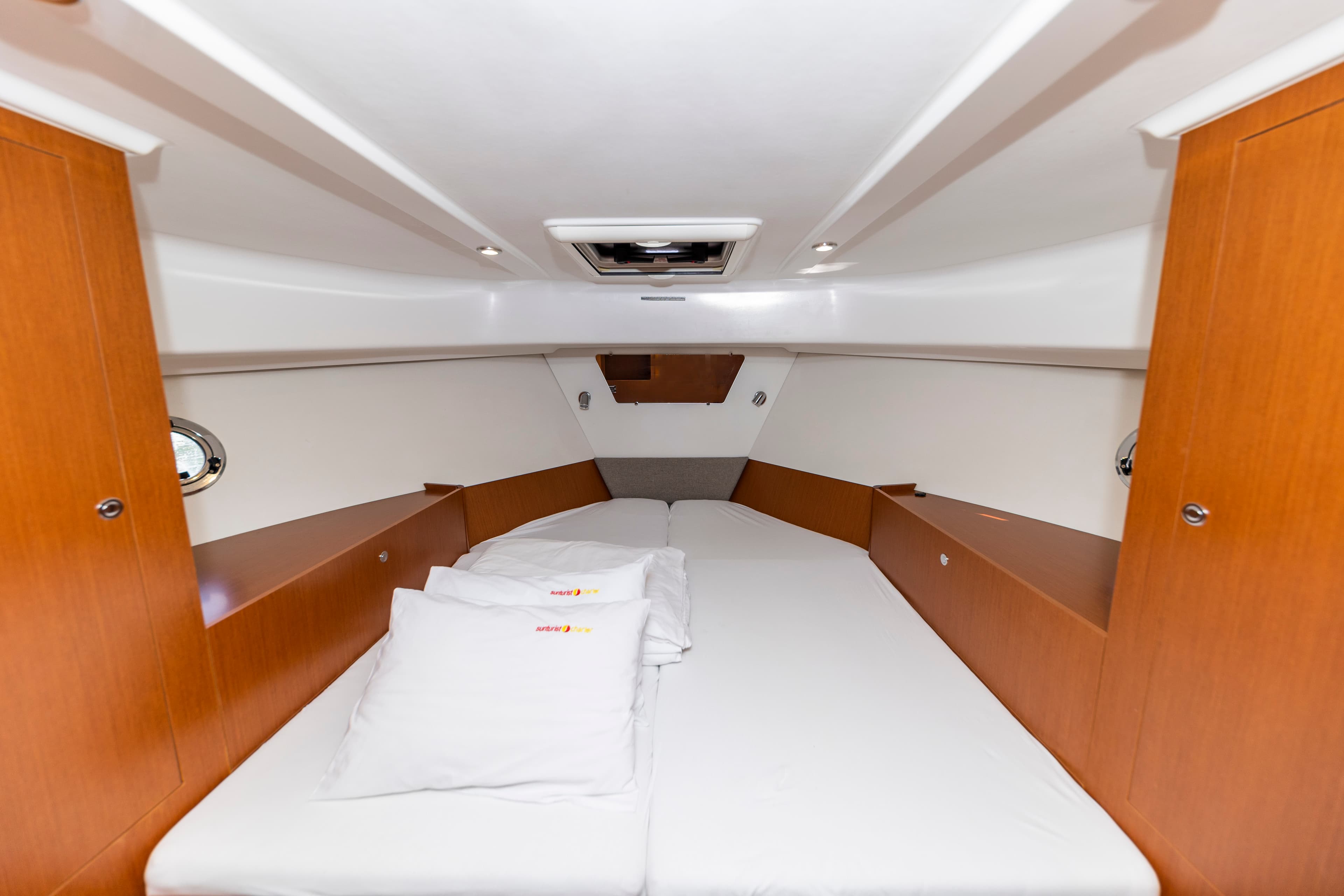 Swift Trawler 34 Fly - photo 12