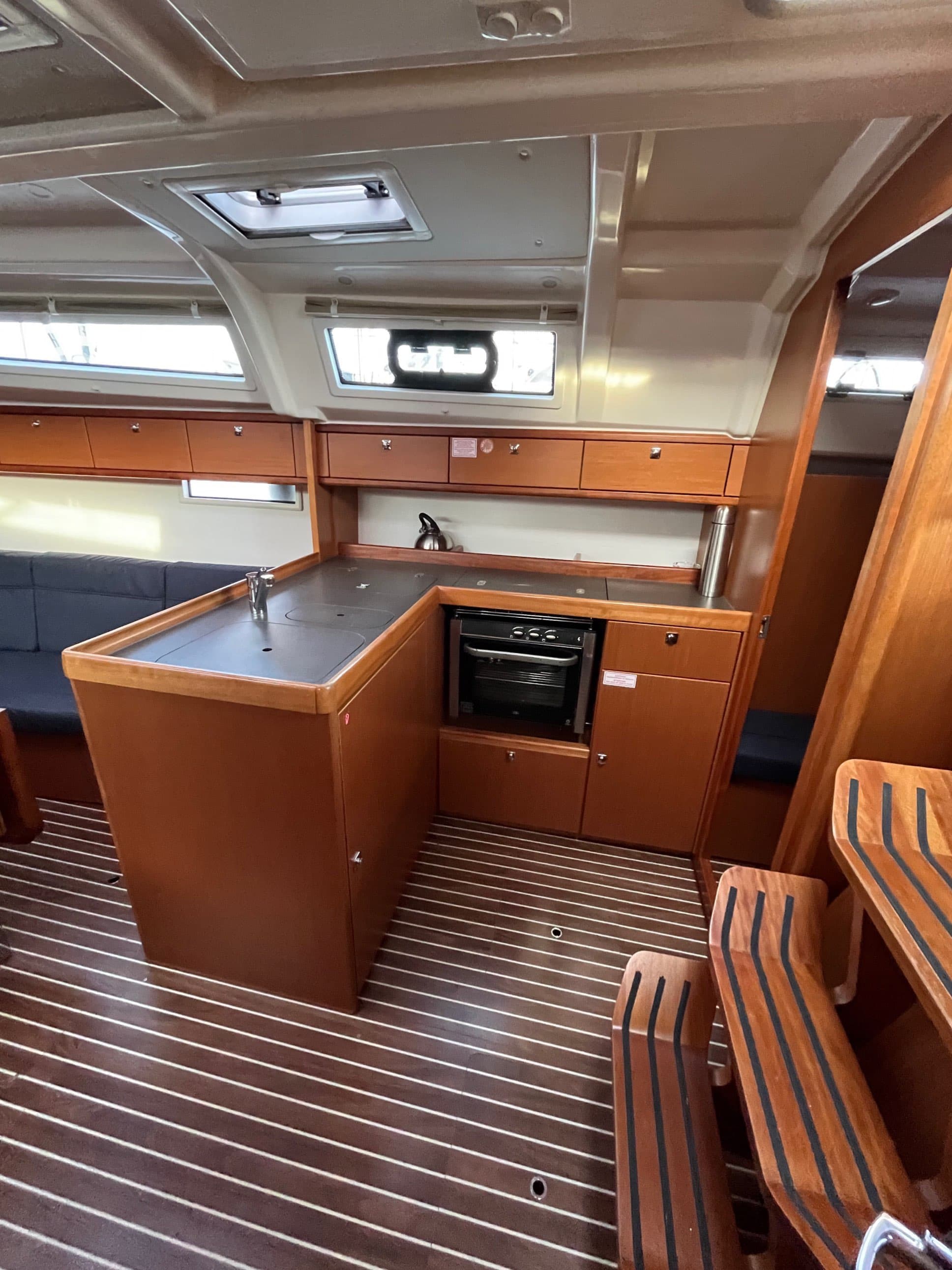 Bavaria Cruiser 37 - photo 8