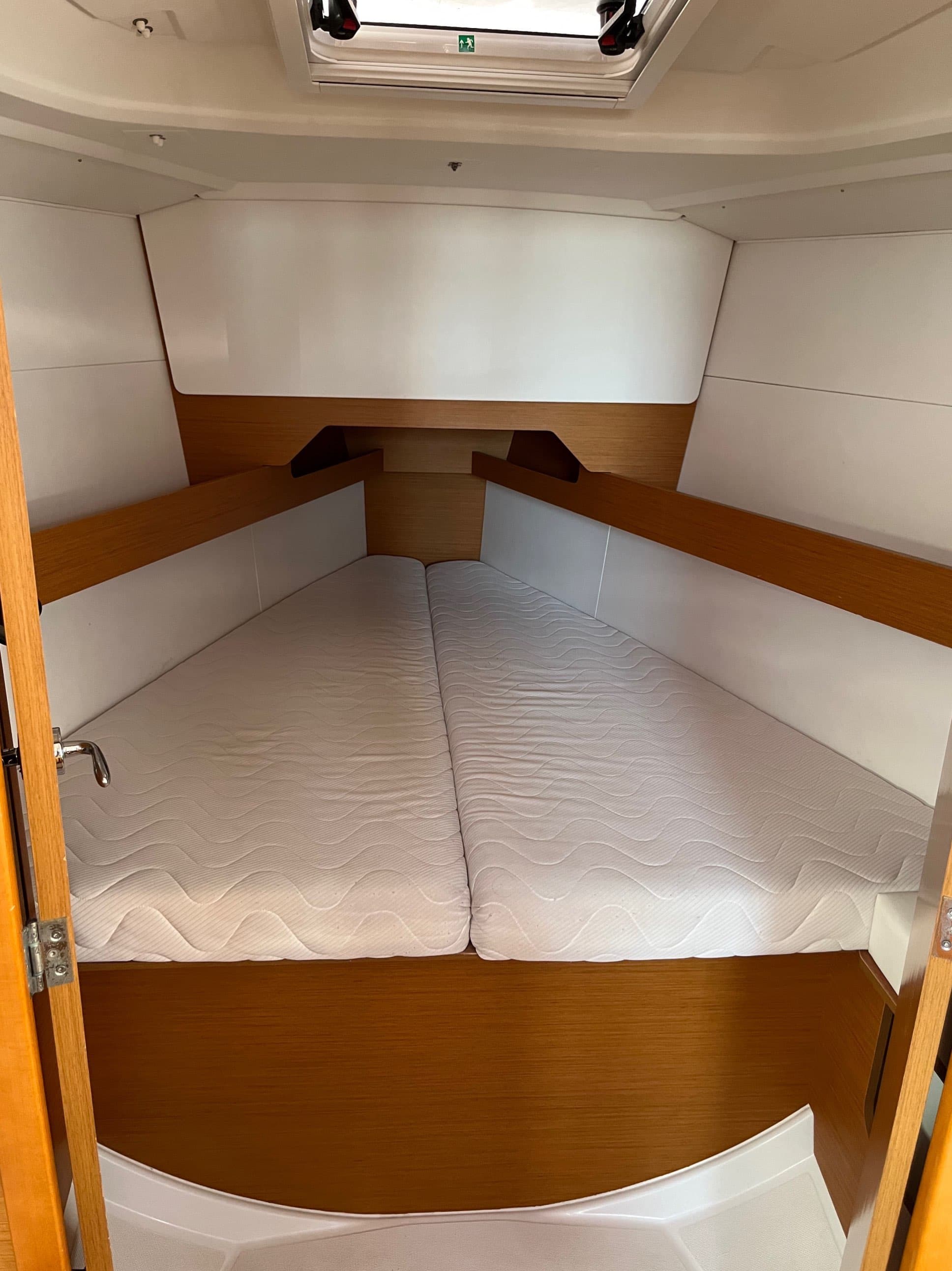 Sun Odyssey 349 - photo 4