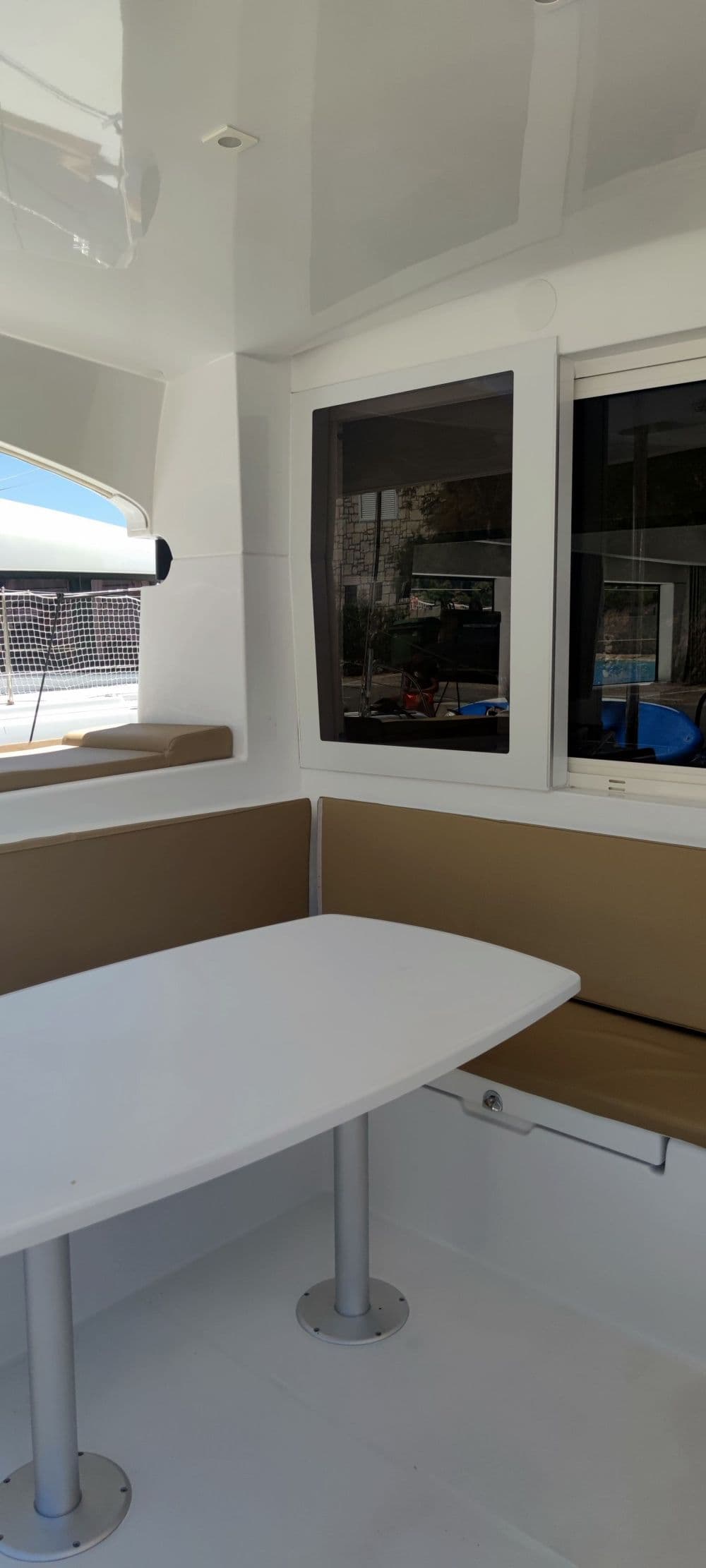 Lagoon 40 - photo 15