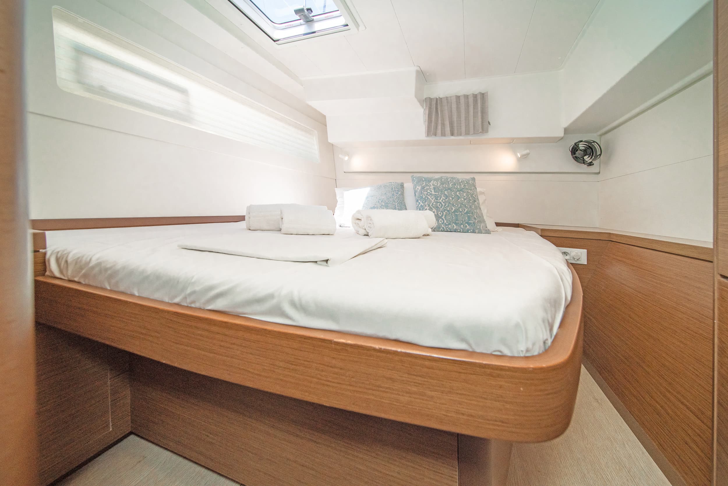 Lagoon 40 - photo 12