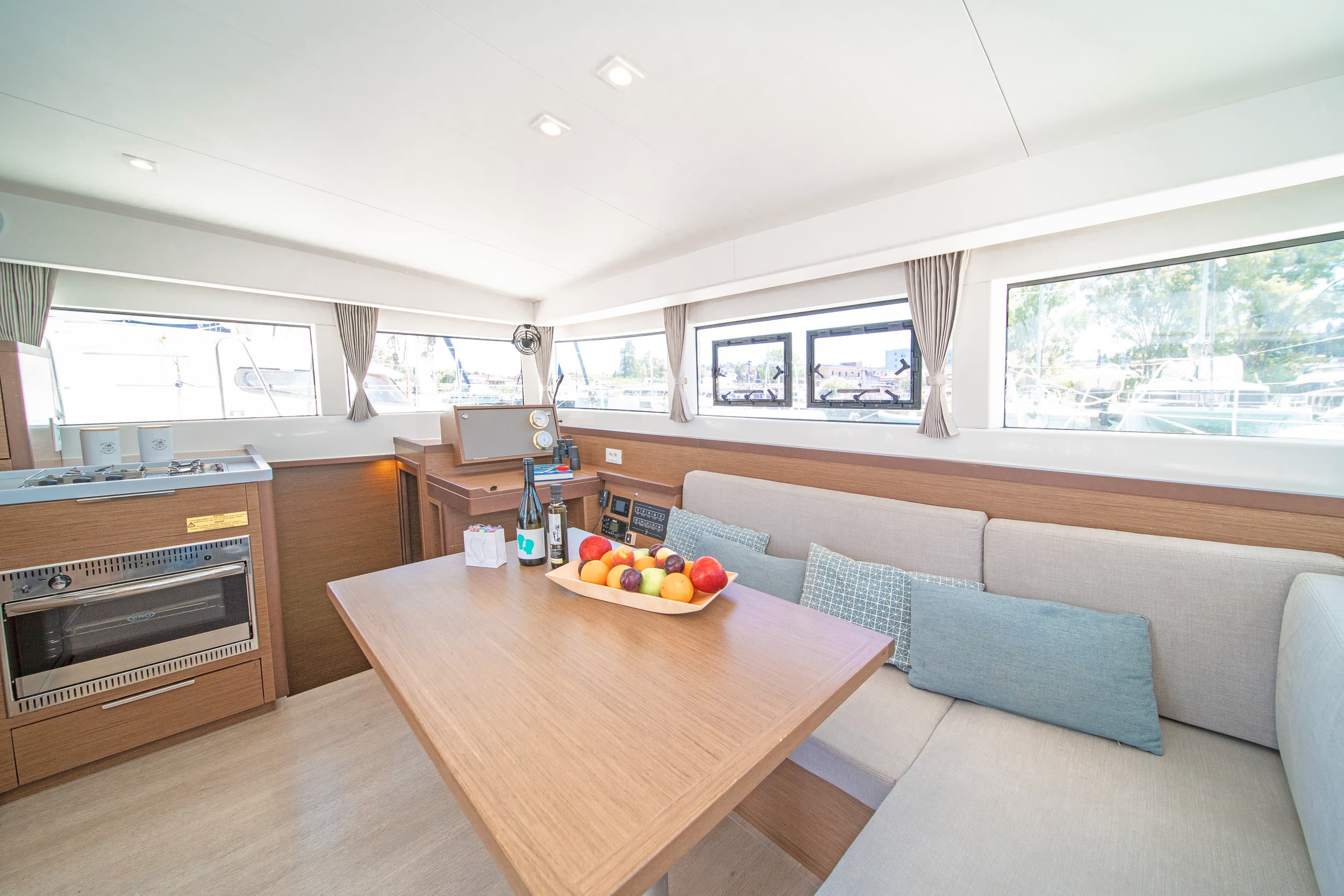 Lagoon 40 - photo 18