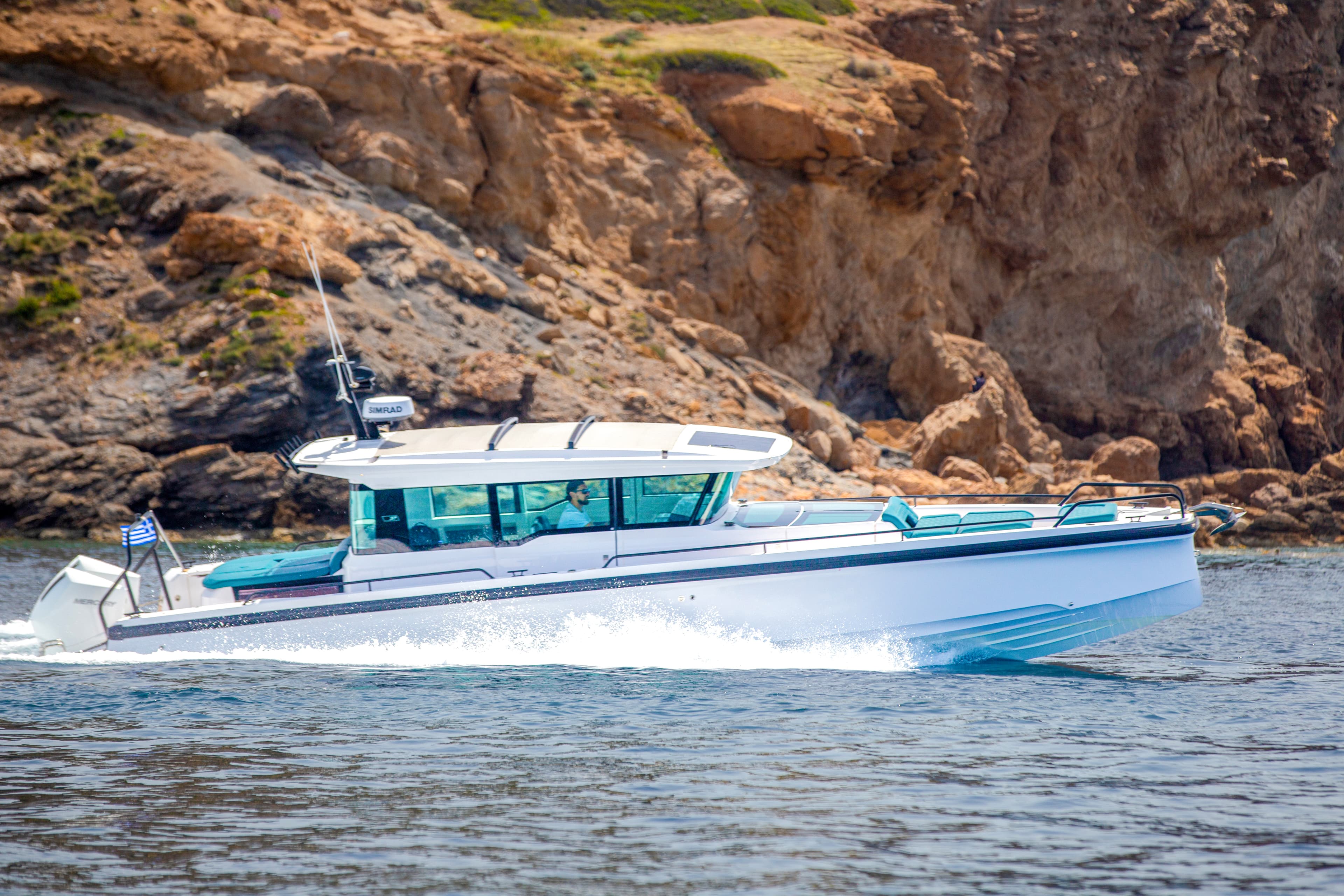 Axopar 37 XC Cross Cabin - photo 7