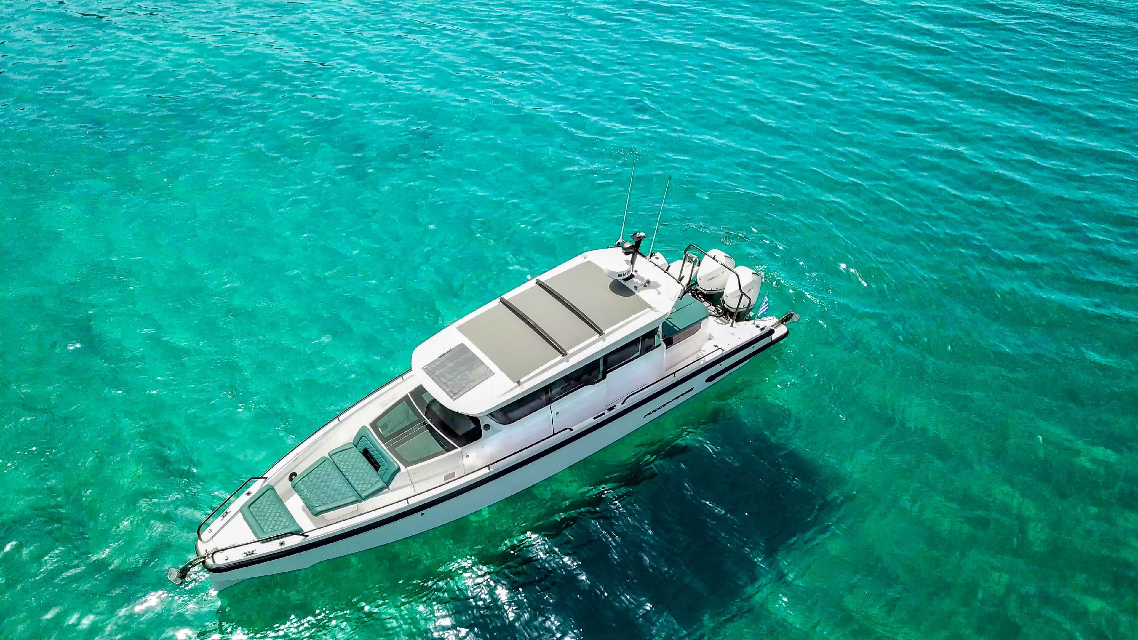 Axopar 37 XC Cross Cabin - photo 16