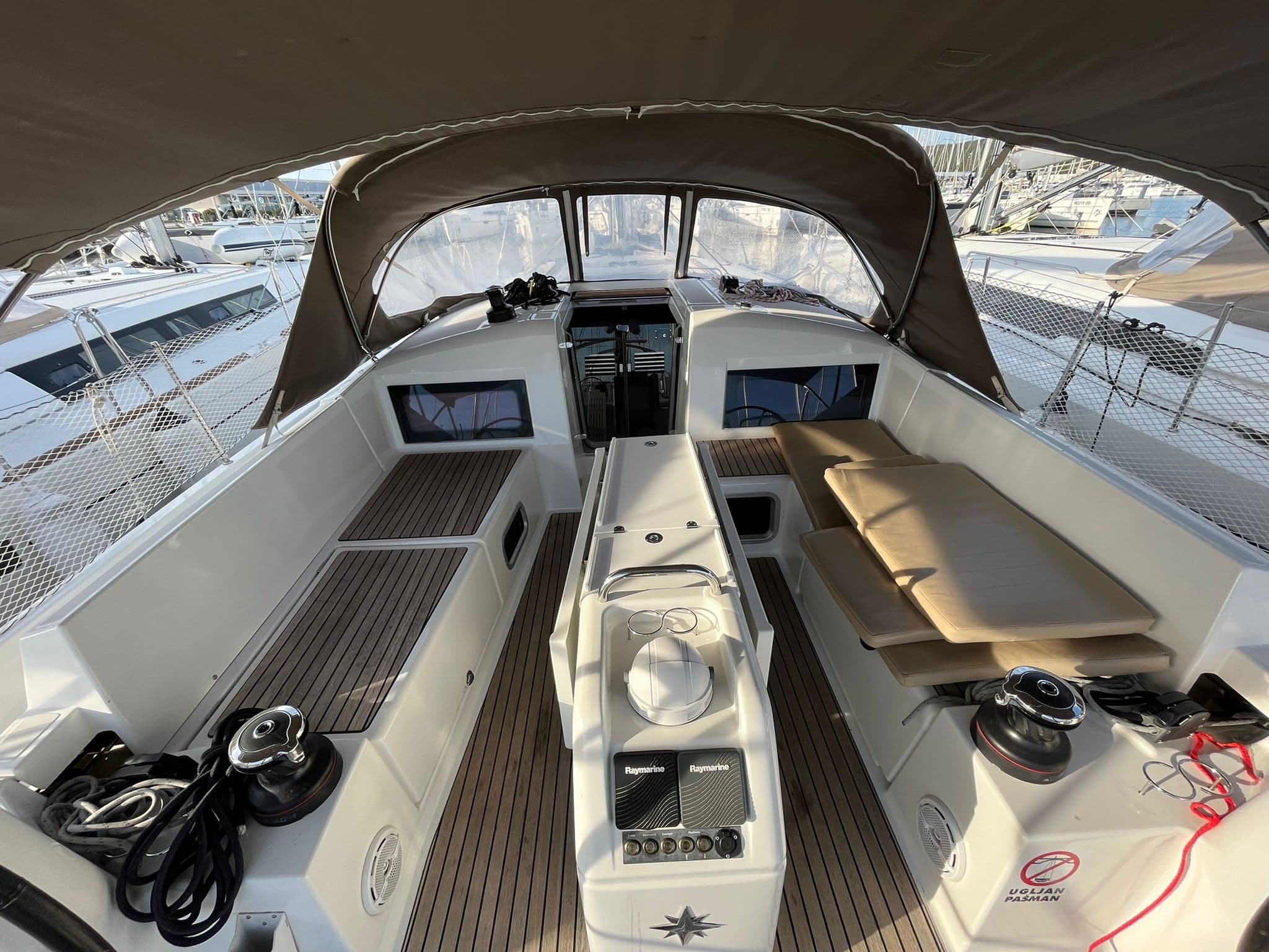 Sun Odyssey 440 - photo 11