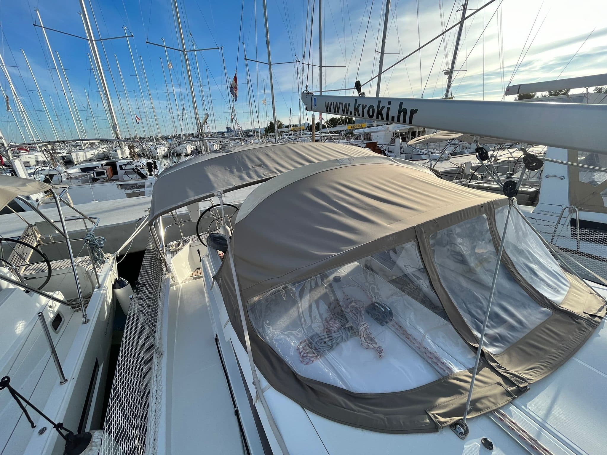 Sun Odyssey 440 - photo 8