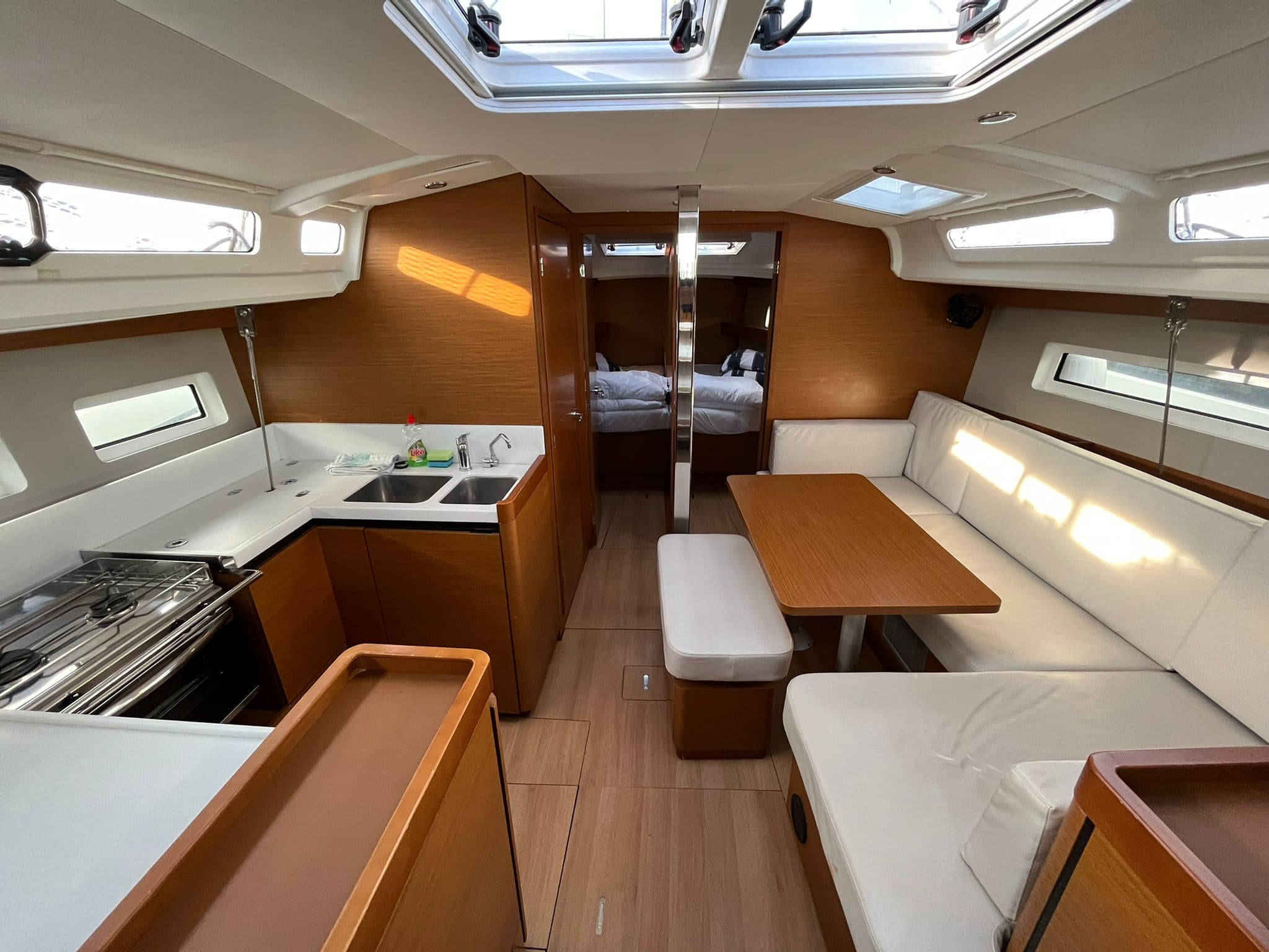 Sun Odyssey 440 - photo 4