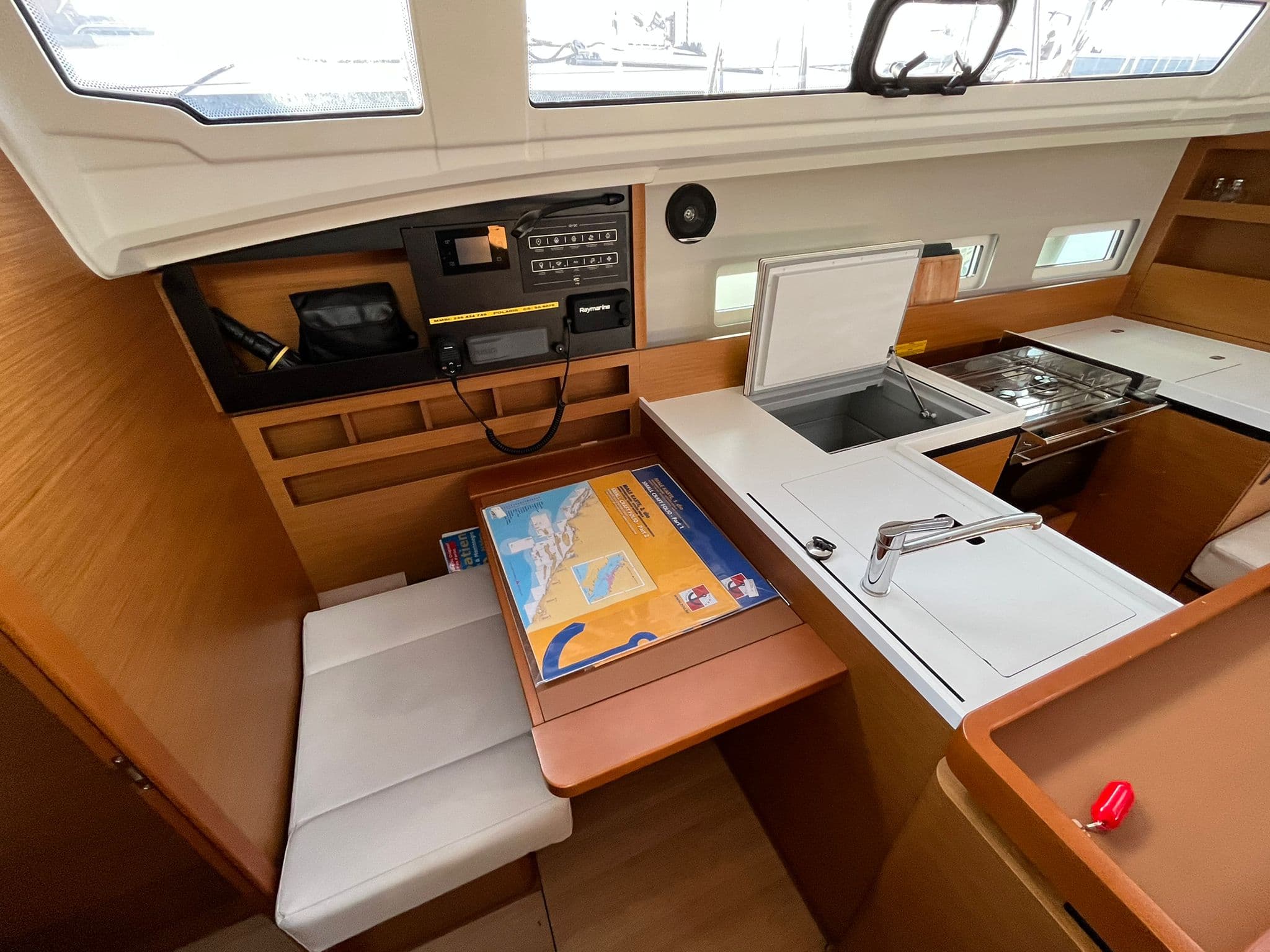 Sun Odyssey 410 - photo 18